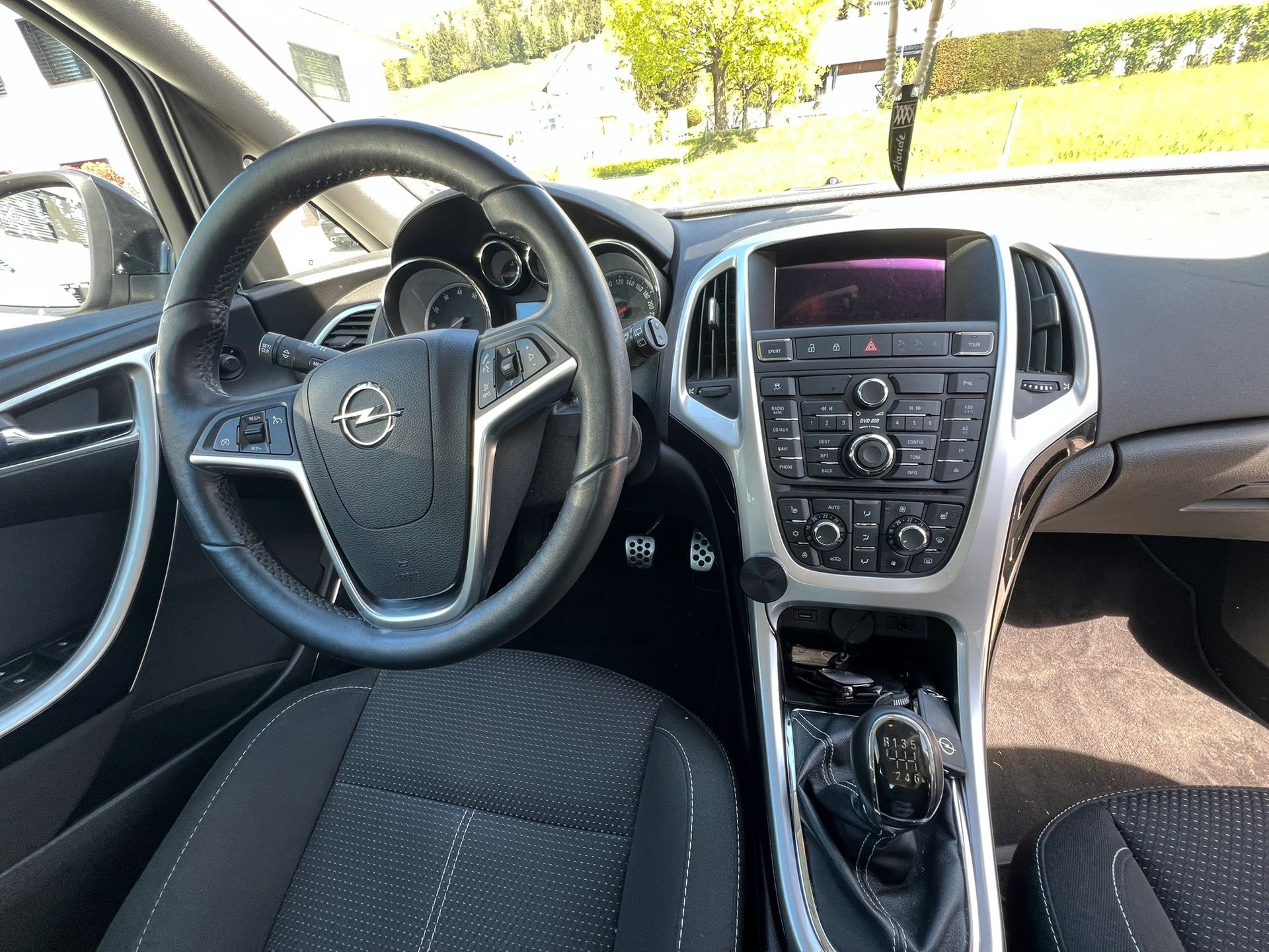 OPEL Astra 1.6i 16V Turbo Cosmo-image-3