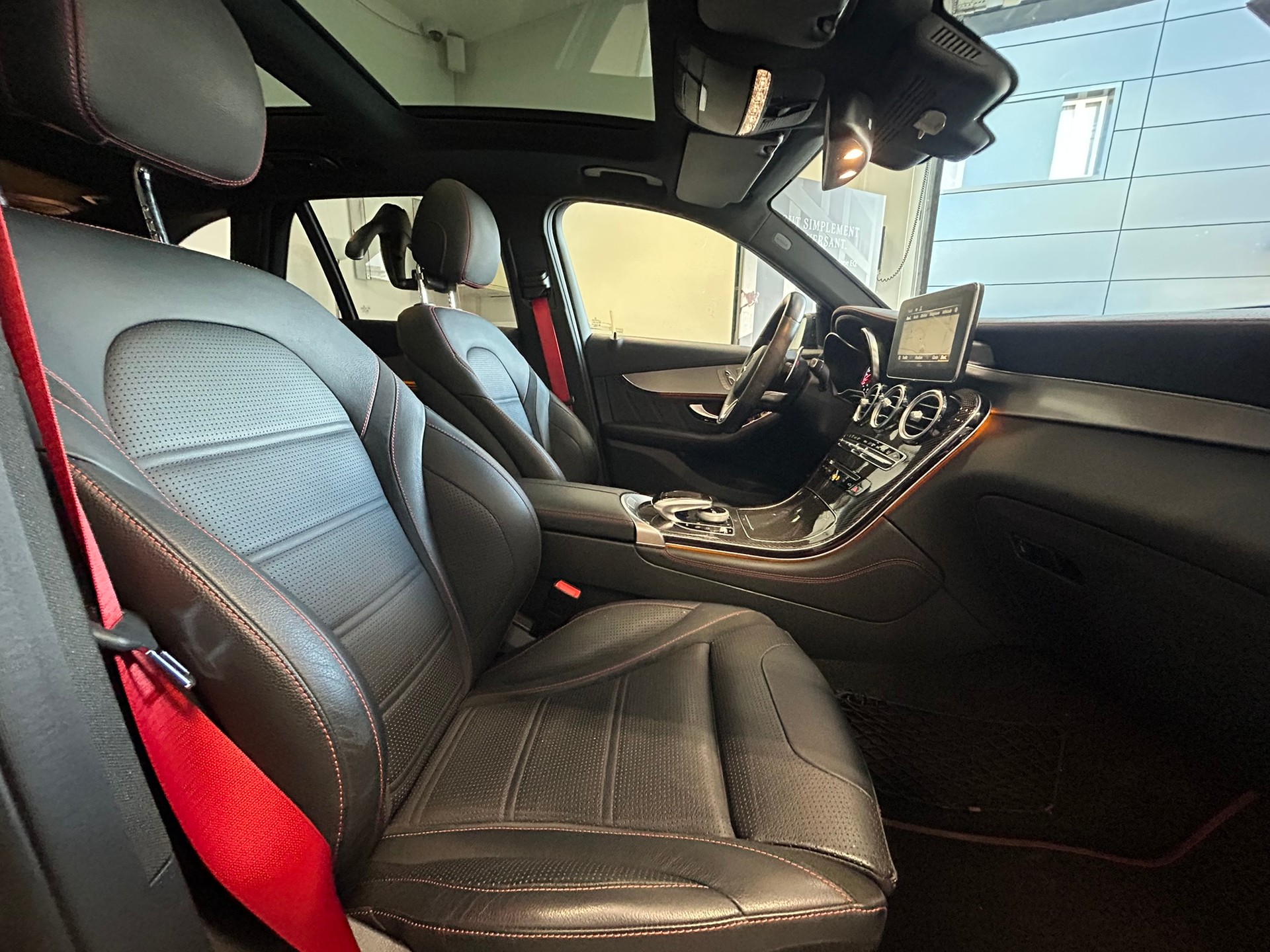 MERCEDES-BENZ GLC 43 AMG 4Matic 9G-Tronic-image-14