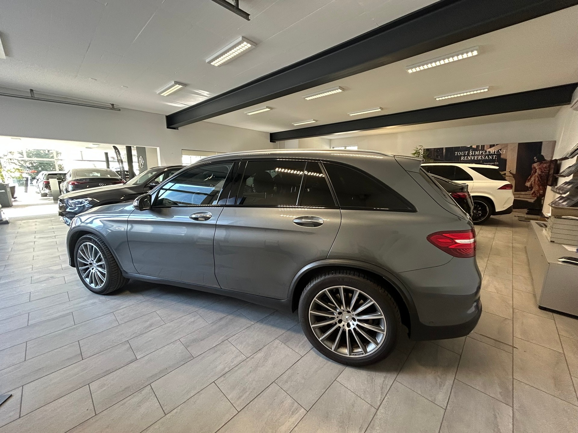 MERCEDES-BENZ GLC 43 AMG 4Matic 9G-Tronic-image-6