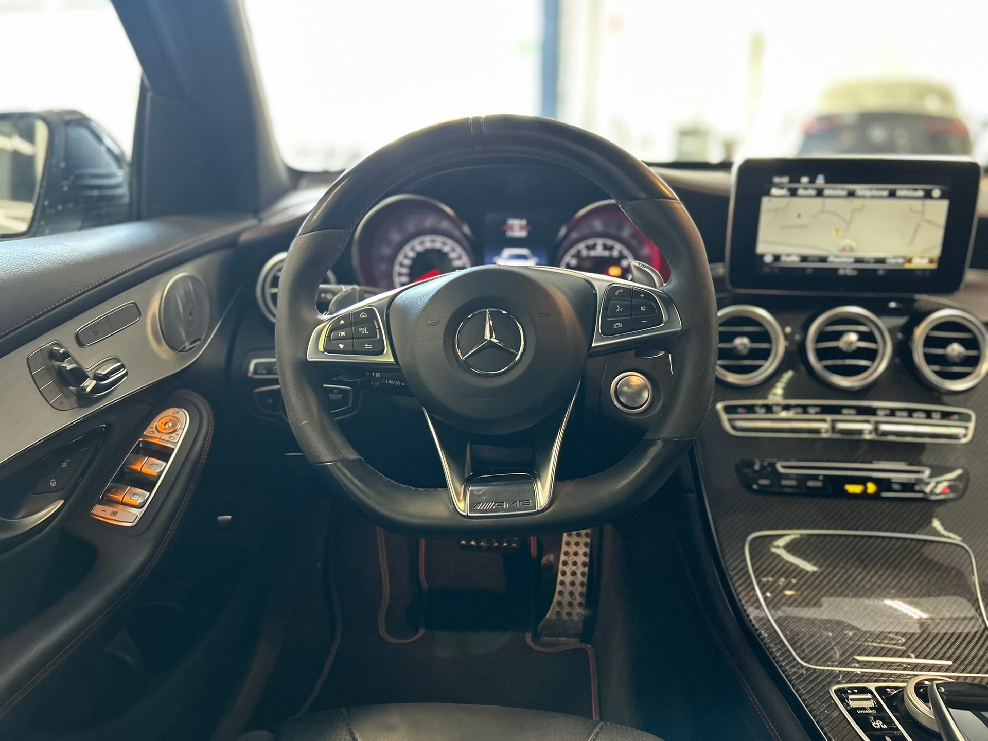MERCEDES-BENZ GLC 43 AMG 4Matic 9G-Tronic-image-10