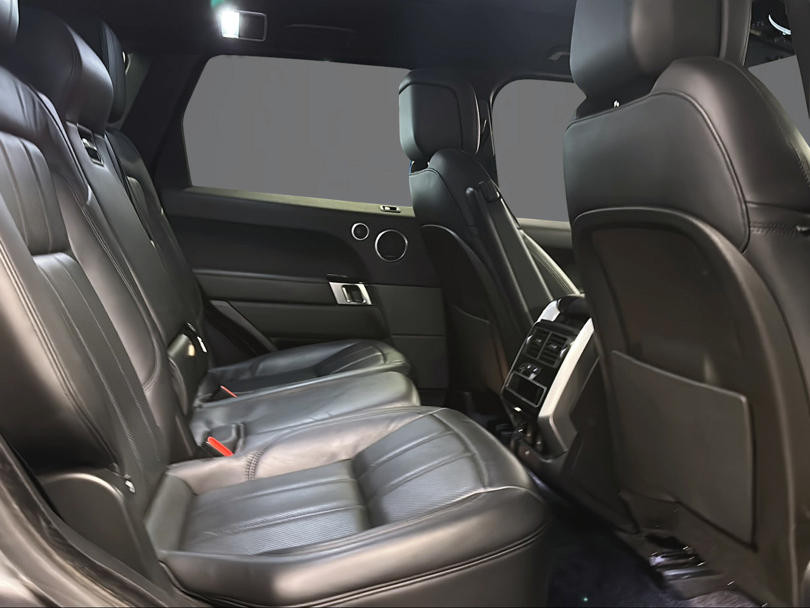 LAND ROVER Range Rover Sport P400e 2.0 I4 PHEV HSE Dynamic Aut.-image-11