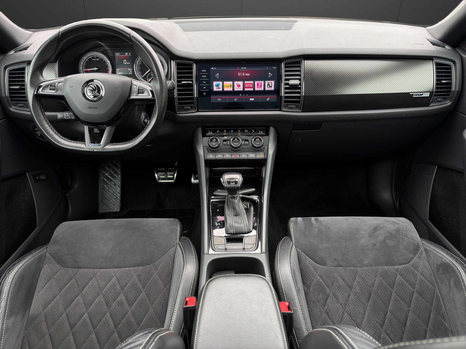 SKODA Kodiaq 2.0 TDI CR Sport Line 4x4 DSG-image-10