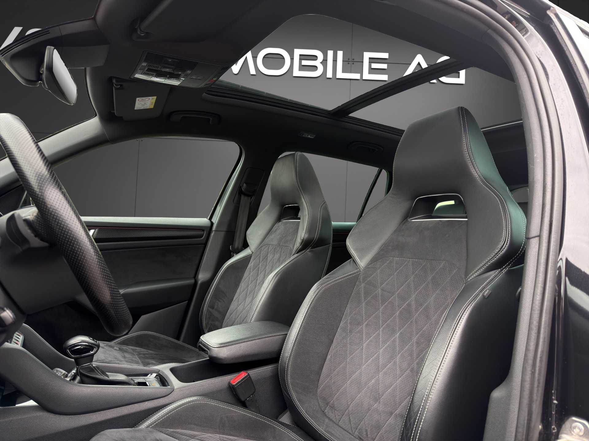 SKODA Kodiaq 2.0 TDI CR Sport Line 4x4 DSG-image-21