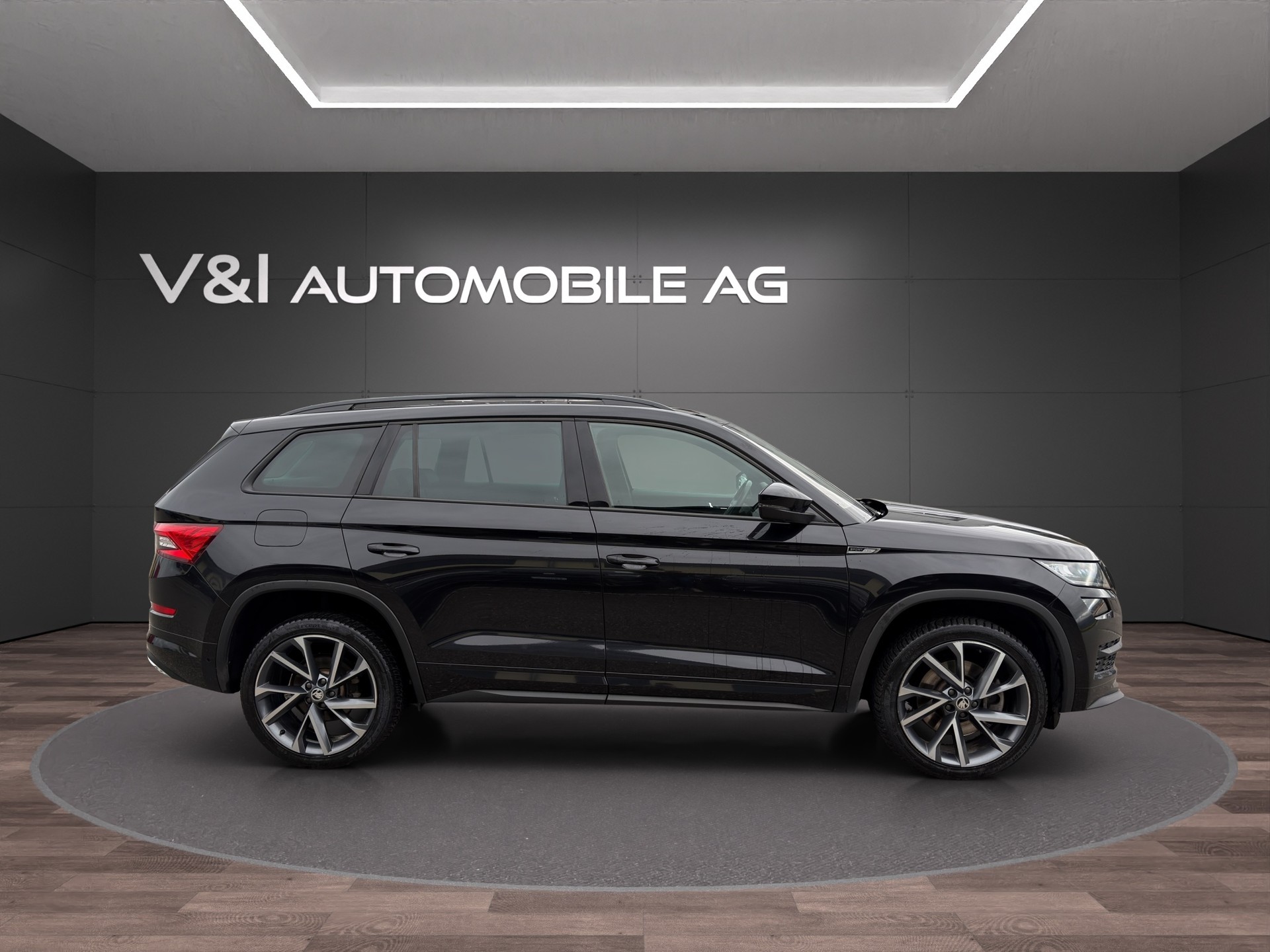 SKODA Kodiaq 2.0 TDI CR Sport Line 4x4 DSG-image-7