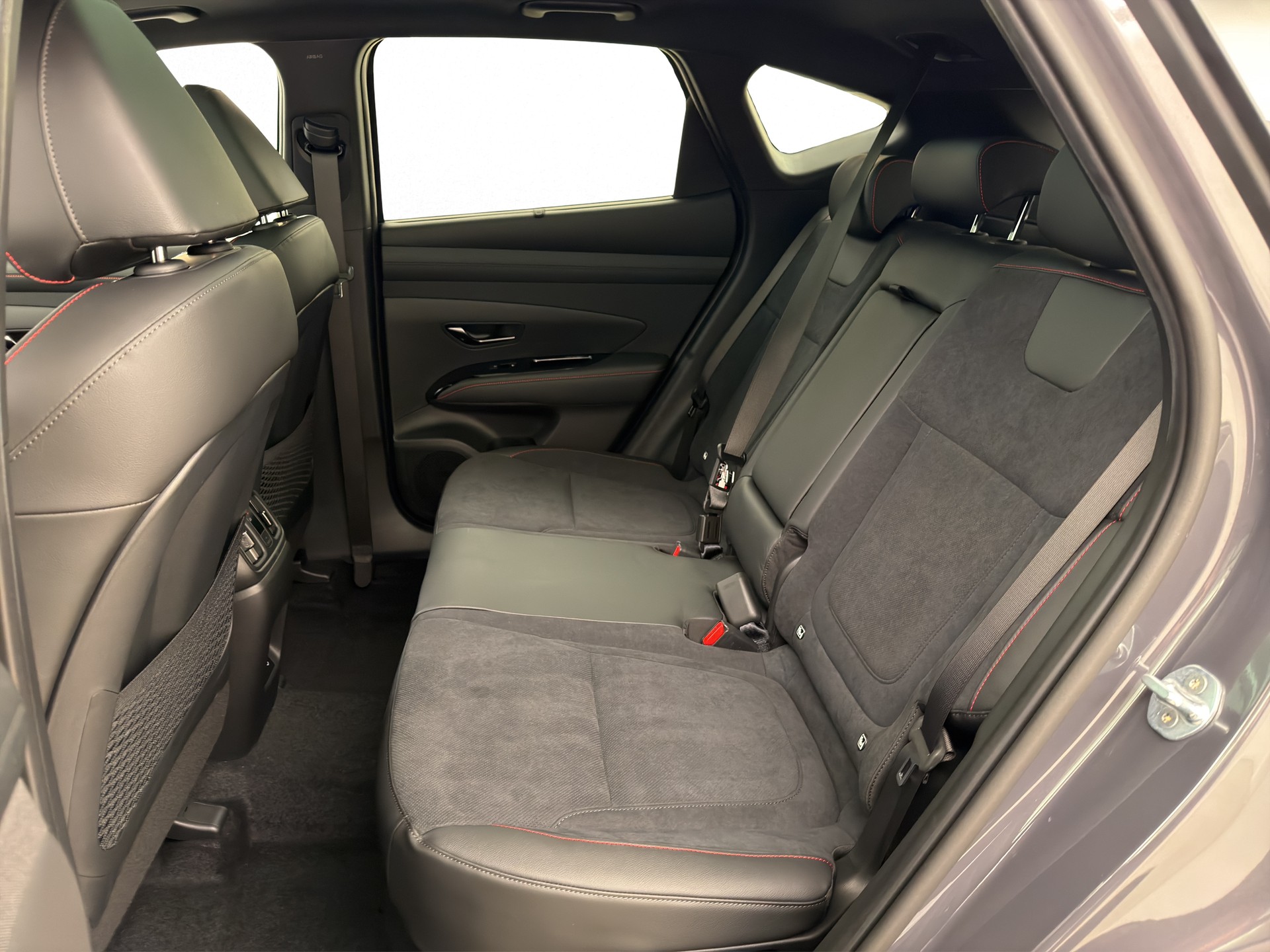 HYUNDAI Tucson 1.6 T-GDi HEV N-Line 4WD-image-8