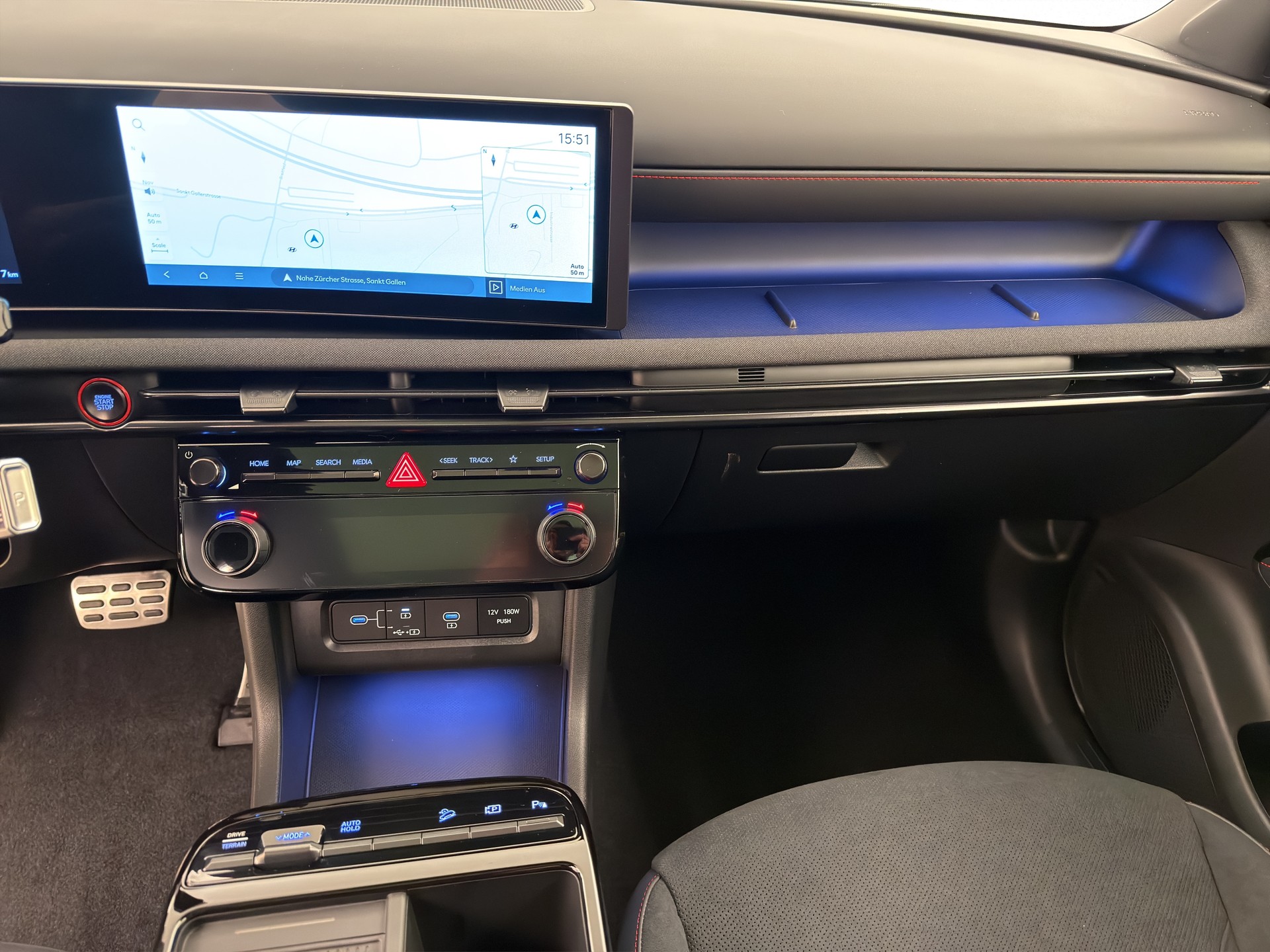 HYUNDAI Tucson 1.6 T-GDi HEV N-Line 4WD-image-7