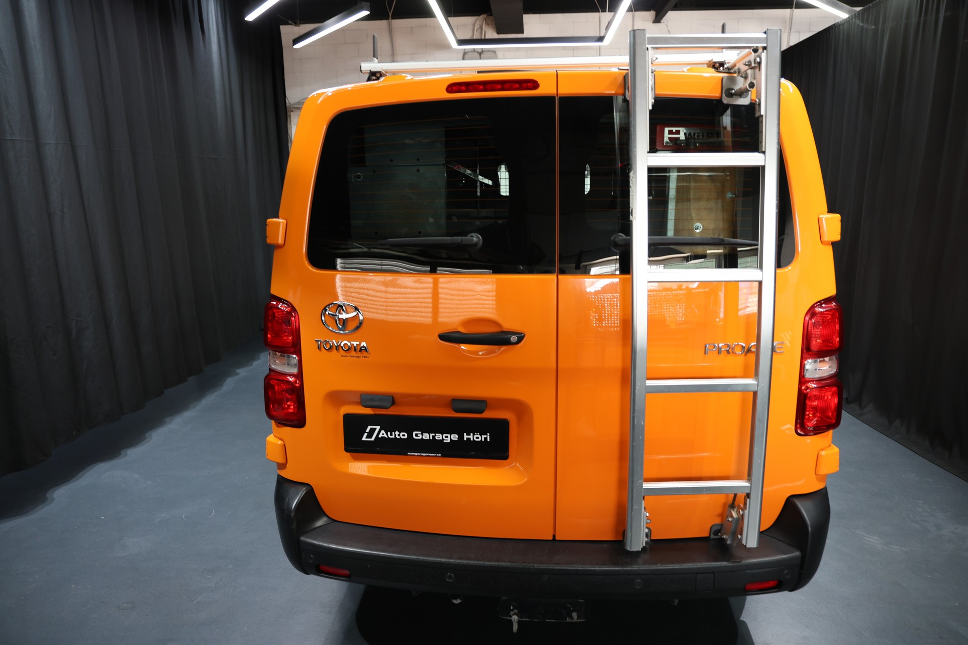 TOYOTA Proace 2.0D Panel Van L2 Terra A-image-17