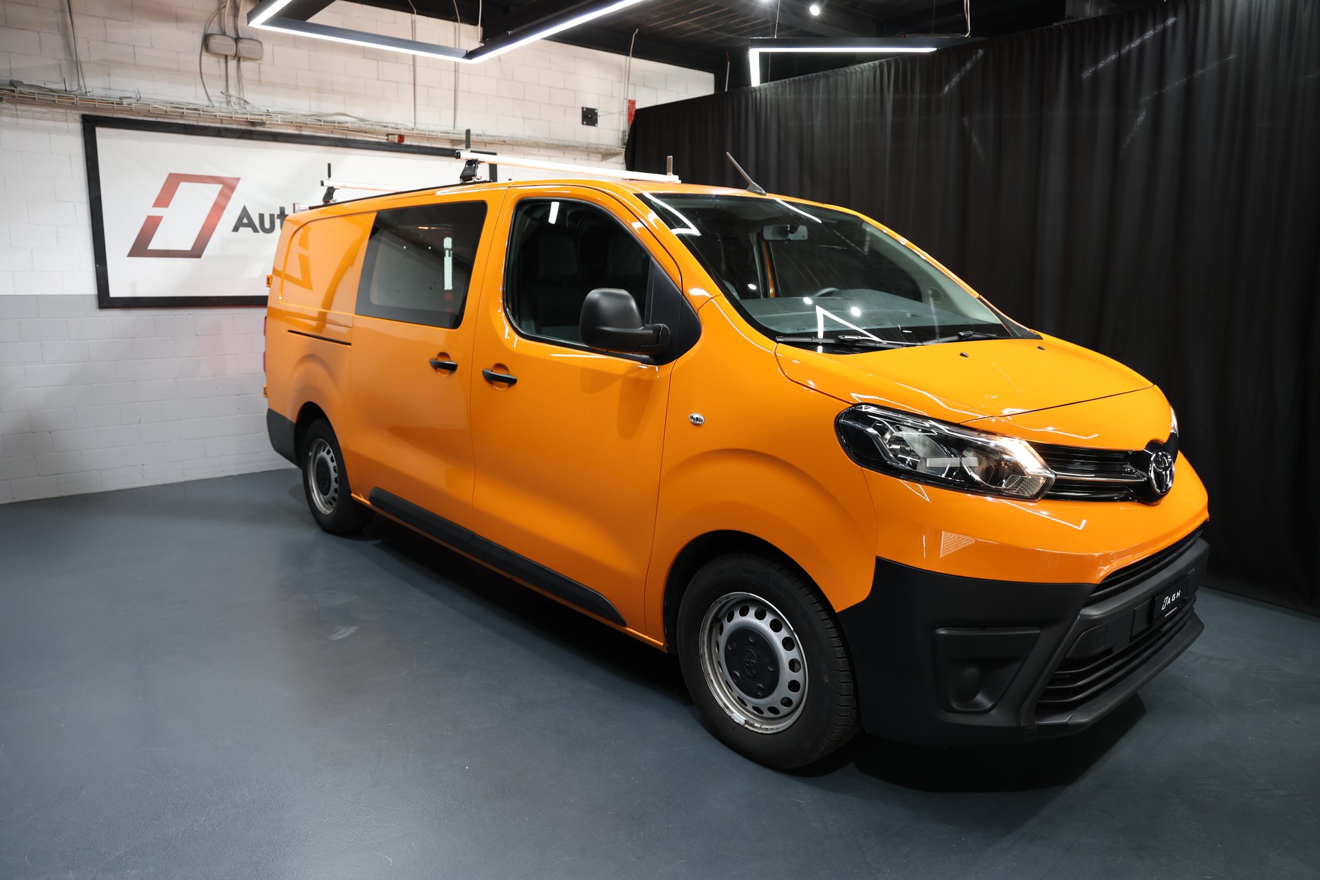 TOYOTA Proace 2.0D Panel Van L2 Terra A-image-5