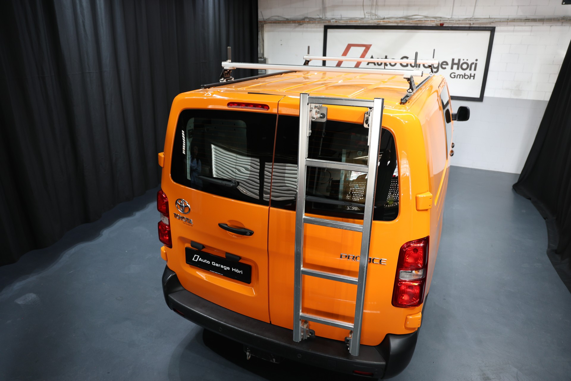 TOYOTA Proace 2.0D Panel Van L2 Terra A-image-18