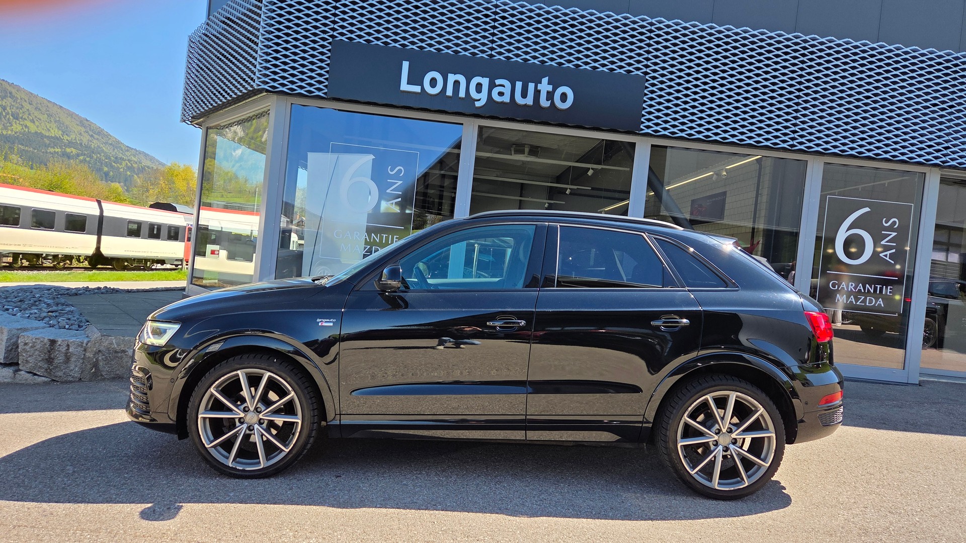 AUDI Q3 2.0 TFSI sport quattro S-tronic