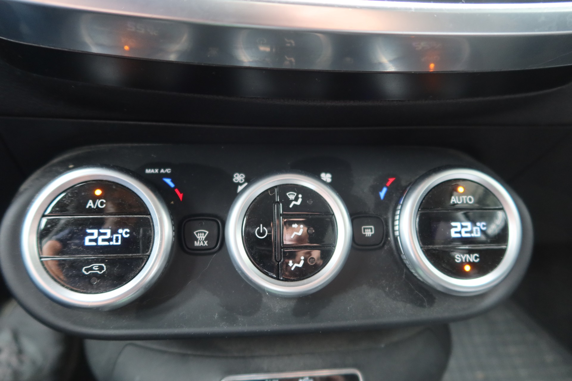 FIAT 500X 1.4T Cross 4x4-image-11