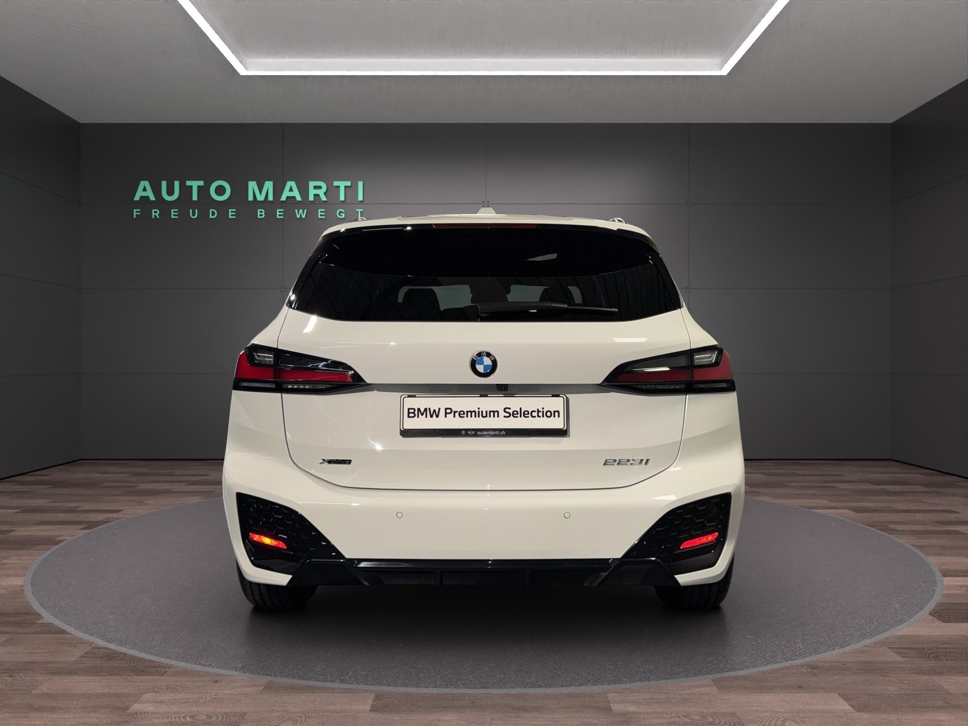 BMW 223i xDrive Active Tourer M Sport-image-2
