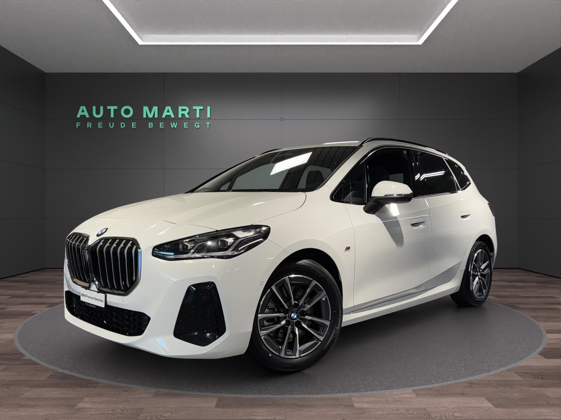 BMW 223i xDrive Active Tourer M Sport-image-0