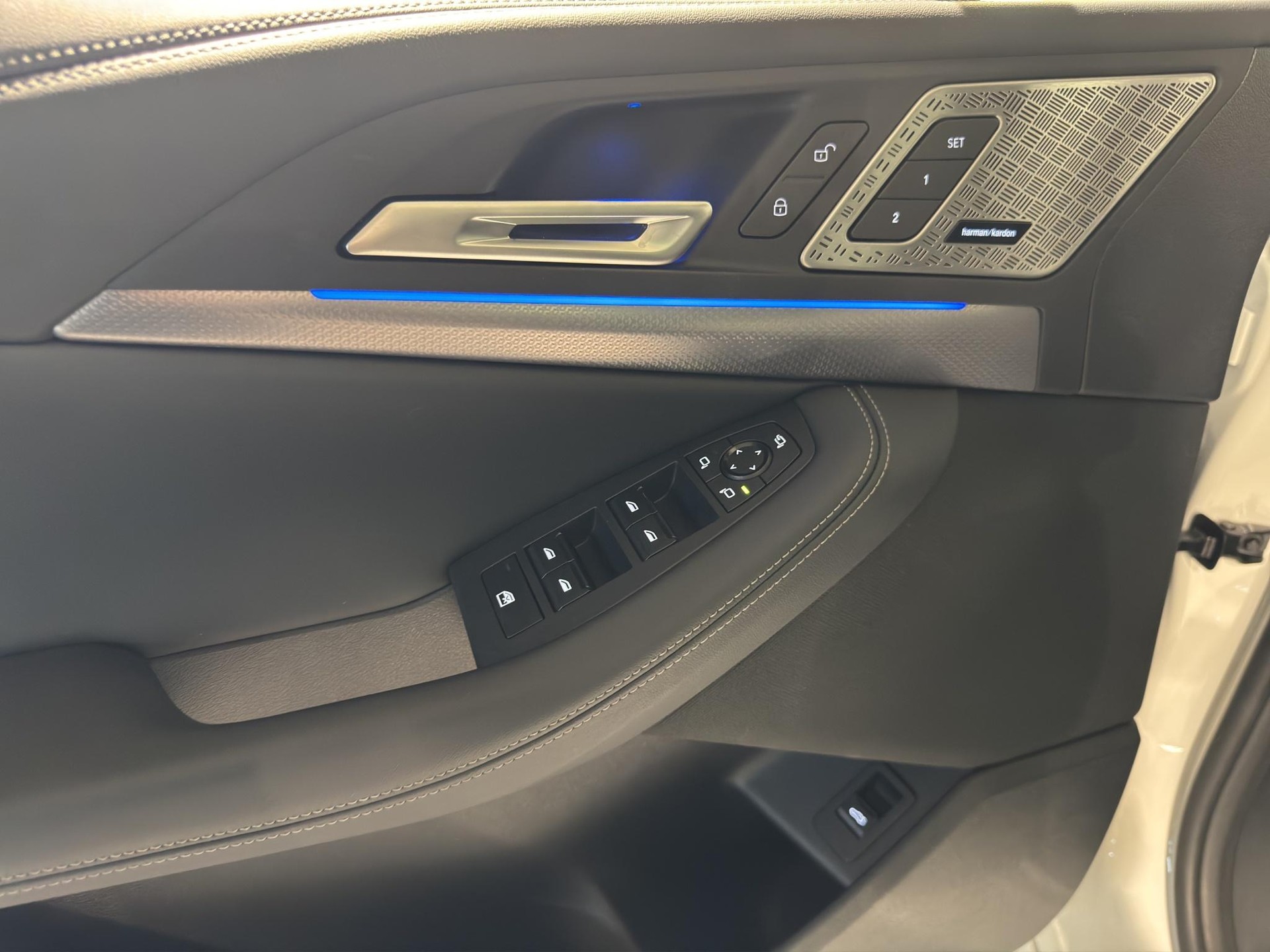 BMW 223i xDrive Active Tourer M Sport-image-11