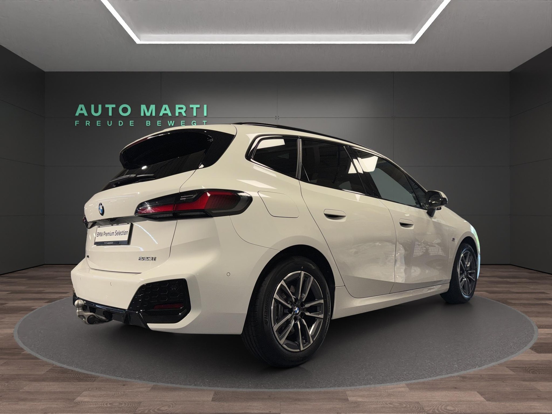 BMW 223i xDrive Active Tourer M Sport-image-3