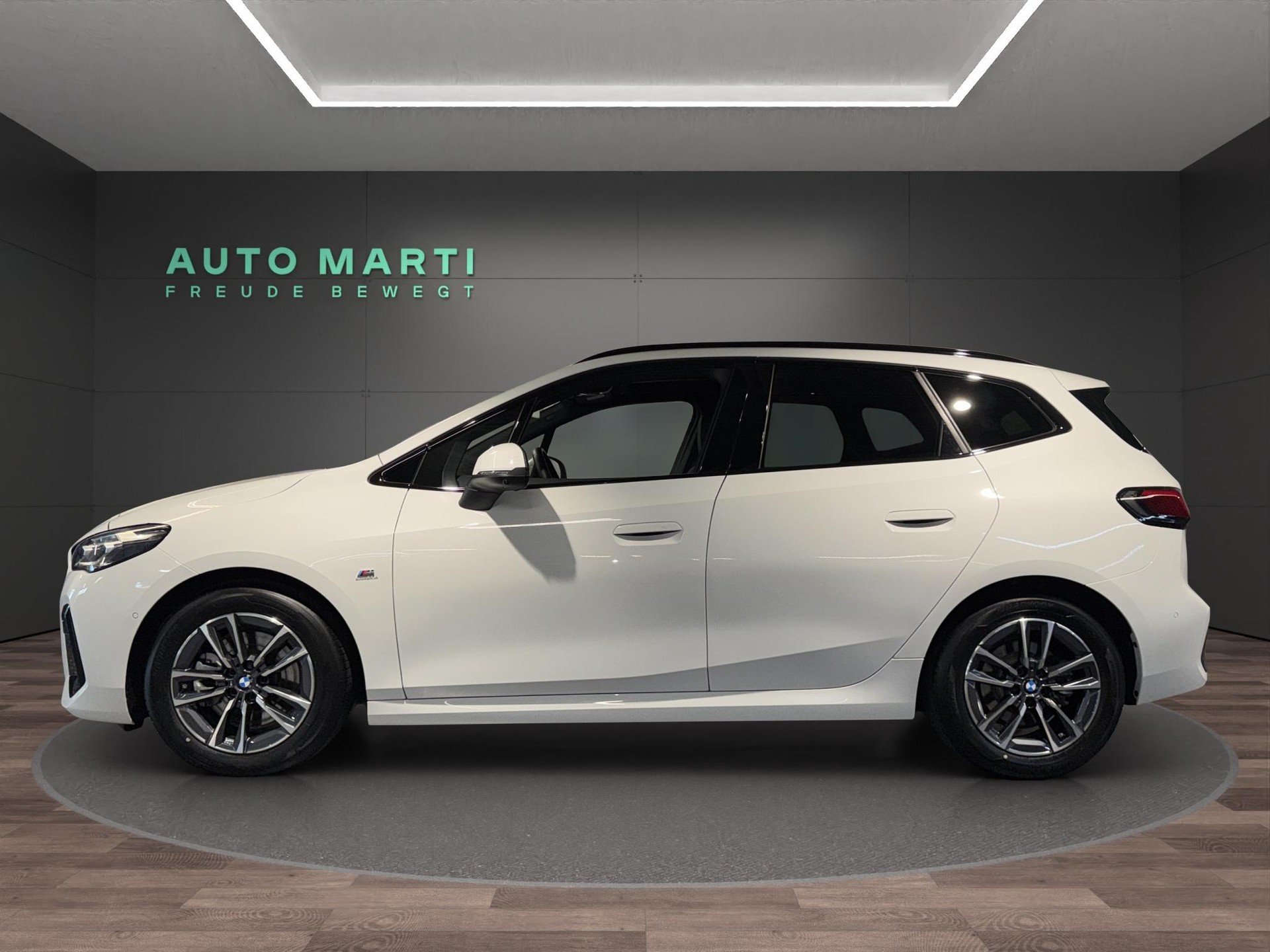 BMW 223i xDrive Active Tourer M Sport-image-1