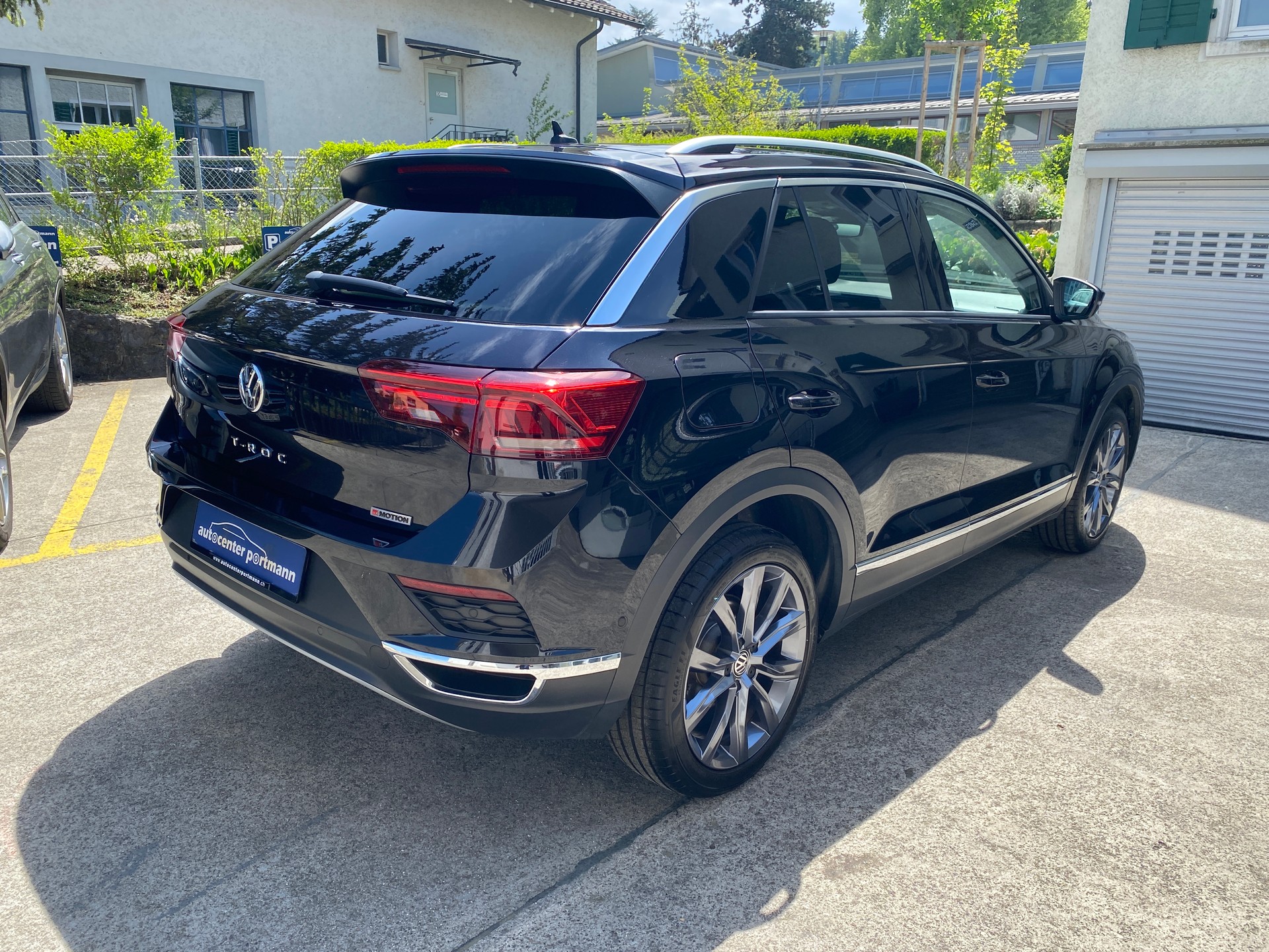 VW T-Roc 2.0 TSI Sport DSG 4Motion-image-9