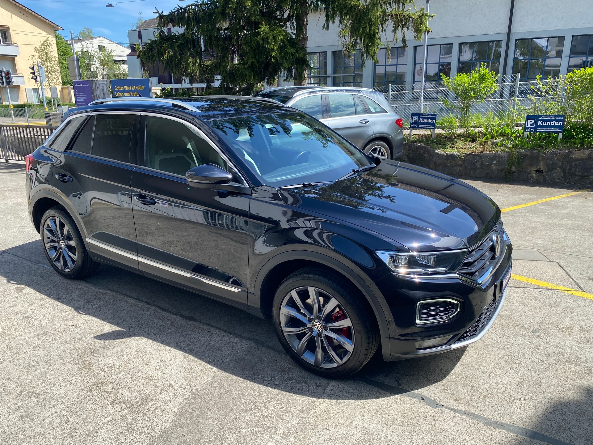 VW T-Roc 2.0 TSI Sport DSG 4Motion-image-3