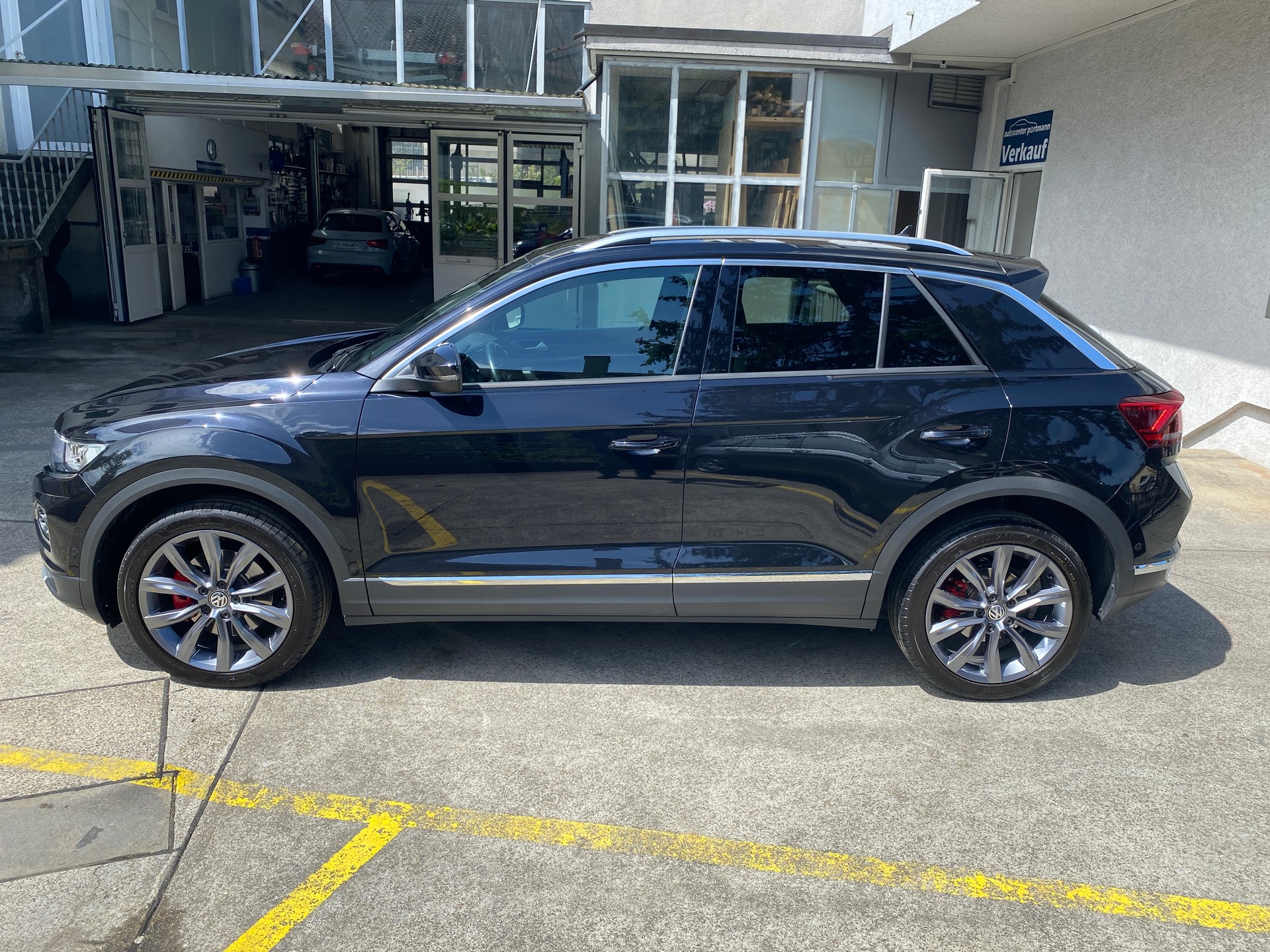 VW T-Roc 2.0 TSI Sport DSG 4Motion-image-7