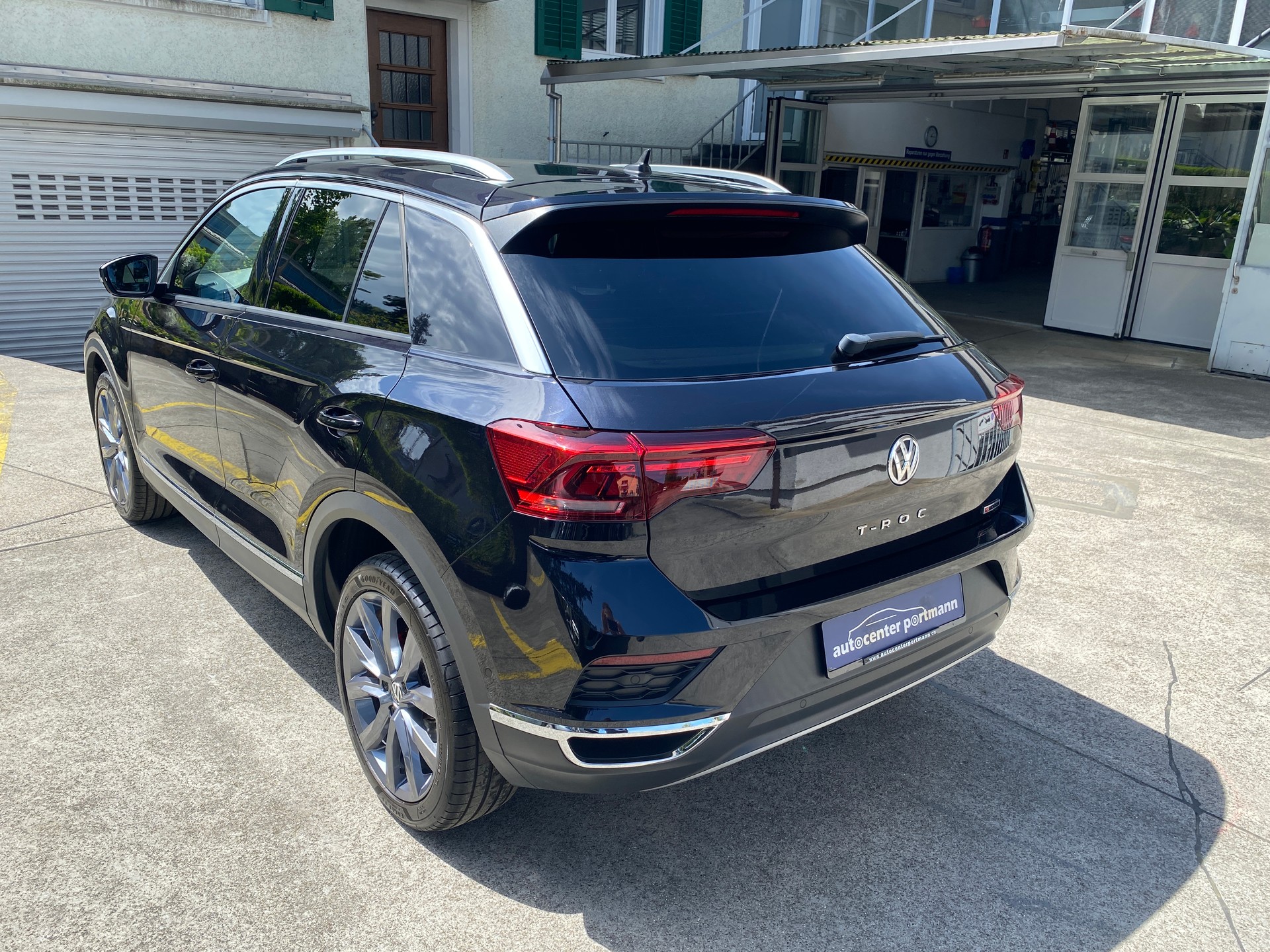 VW T-Roc 2.0 TSI Sport DSG 4Motion-image-10