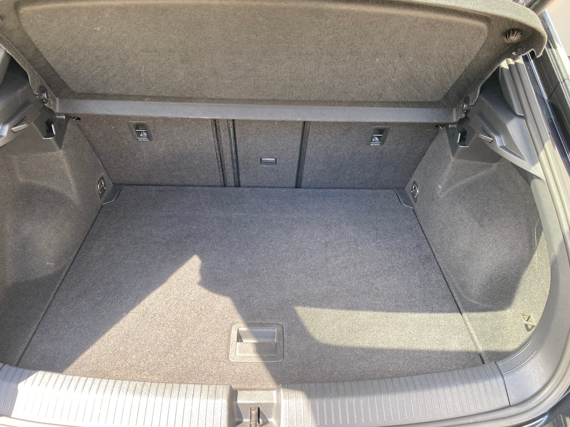 VW T-Roc 2.0 TSI Sport DSG 4Motion-image-29