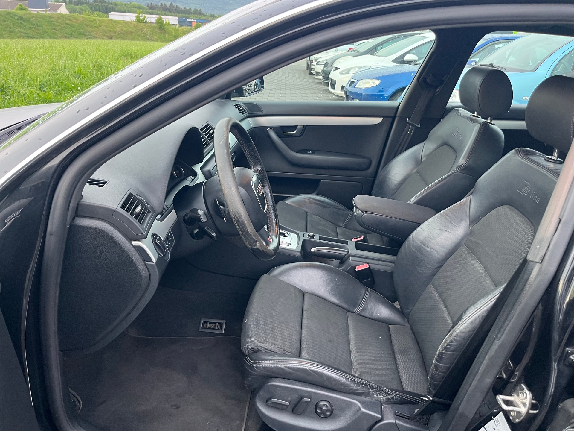 AUDI A4 Avant 3.2 FSI quattro-image-12