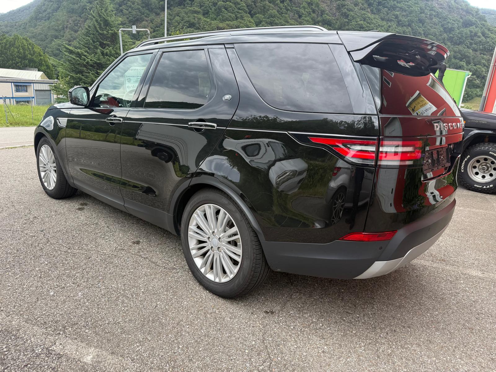 LAND ROVER Discovery 2.0 SD4 S Automatic-image-6