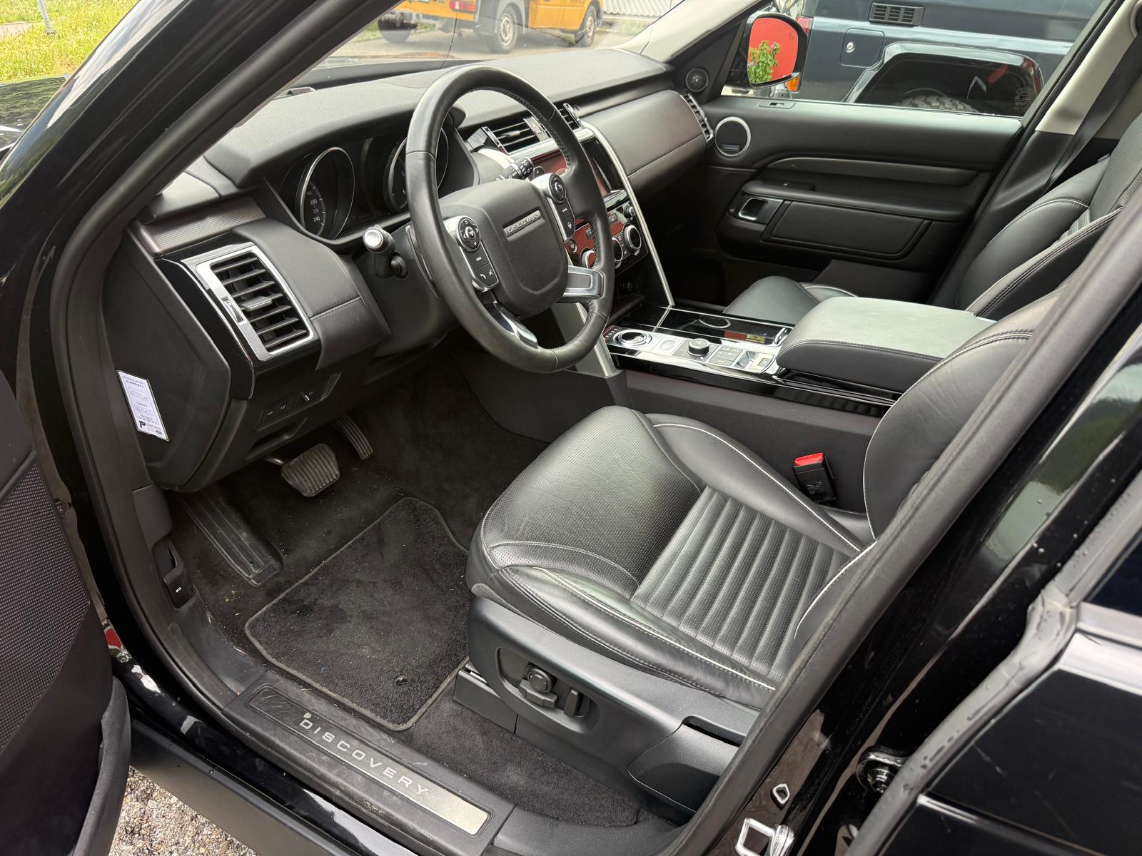 LAND ROVER Discovery 2.0 SD4 S Automatic-image-10