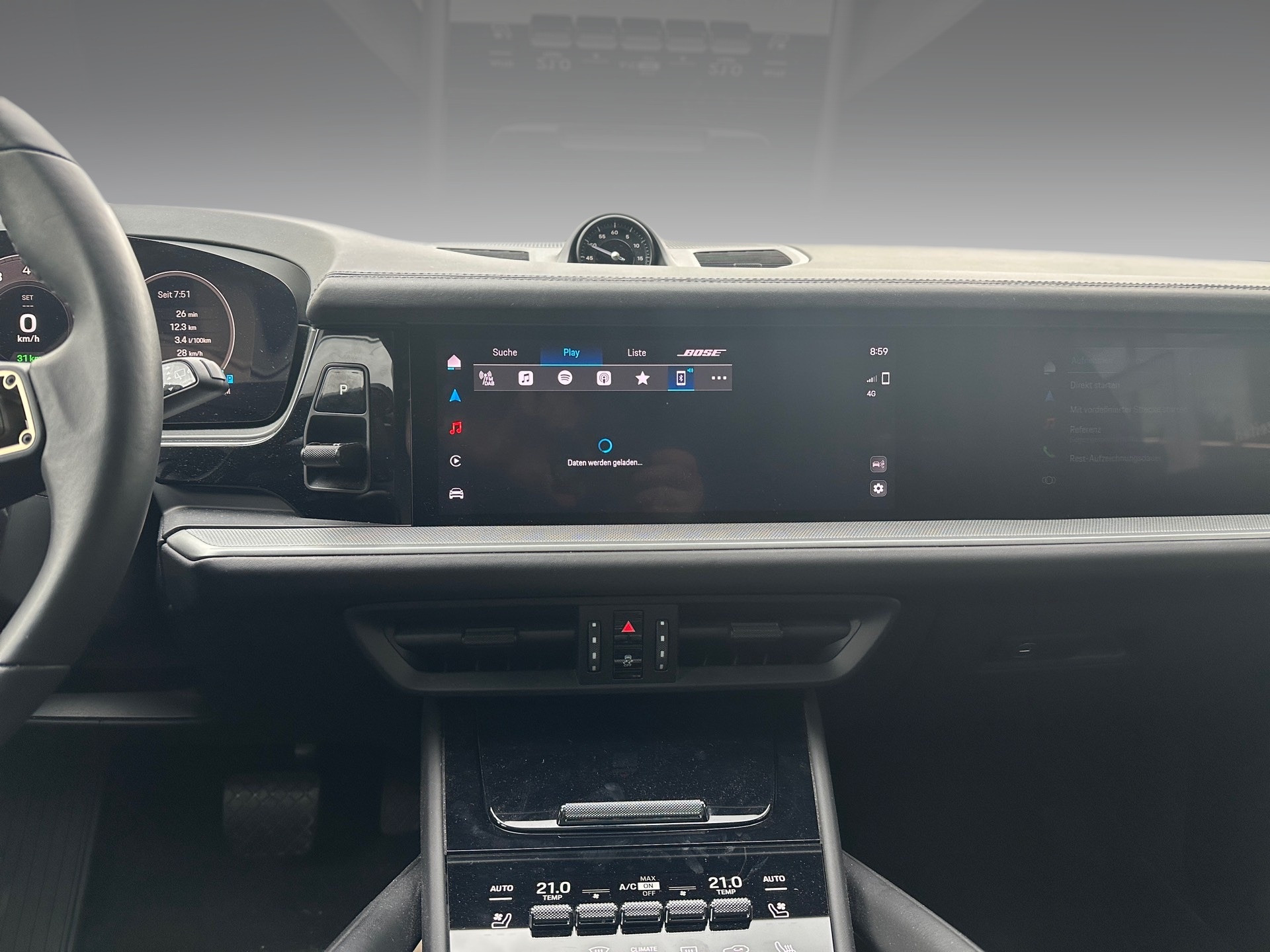PORSCHE Cayenne E-Hybrid Tiptronic-image-8