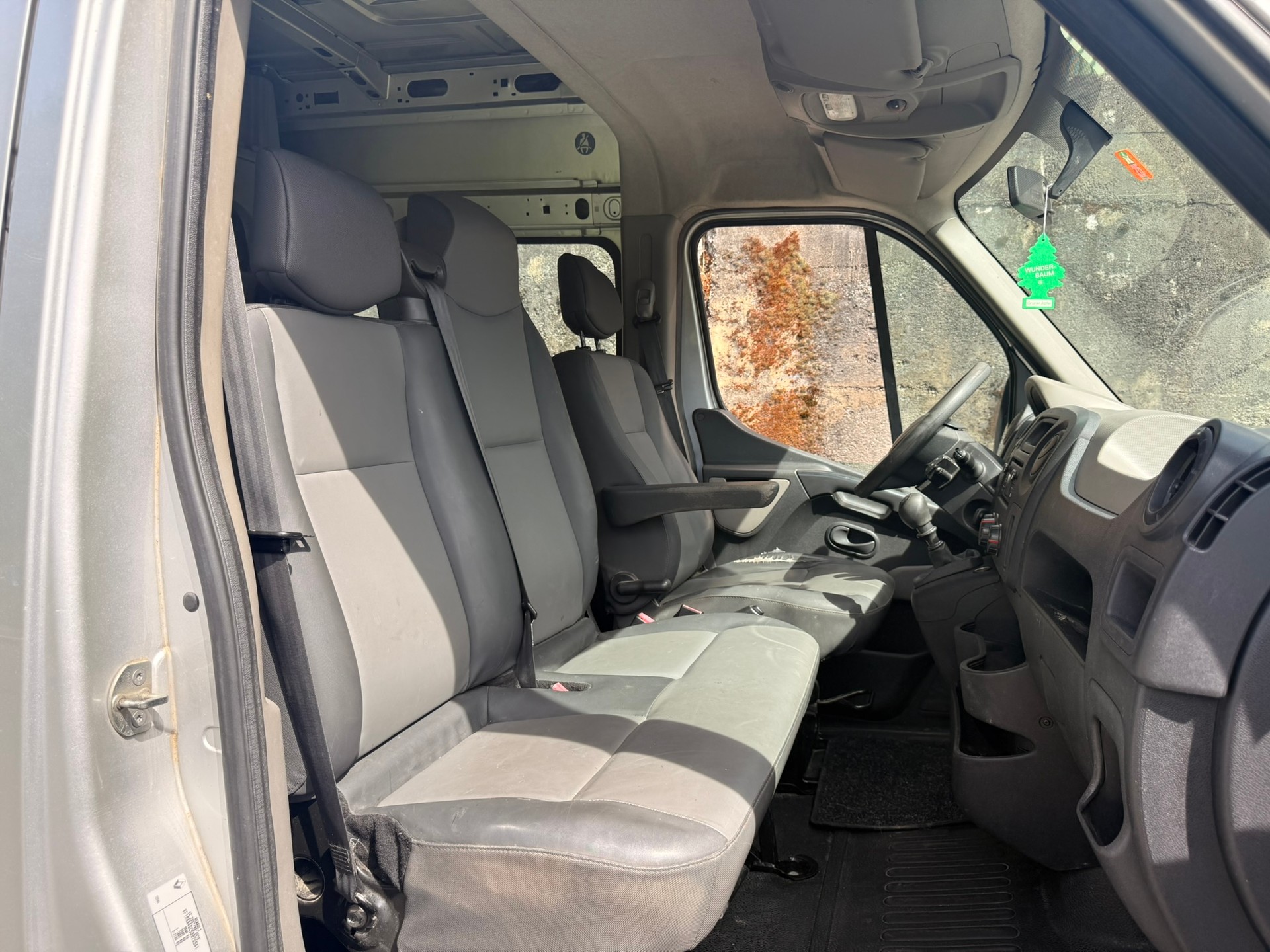 RENAULT Master T35 2.3dCi 125 L2H2-image-11
