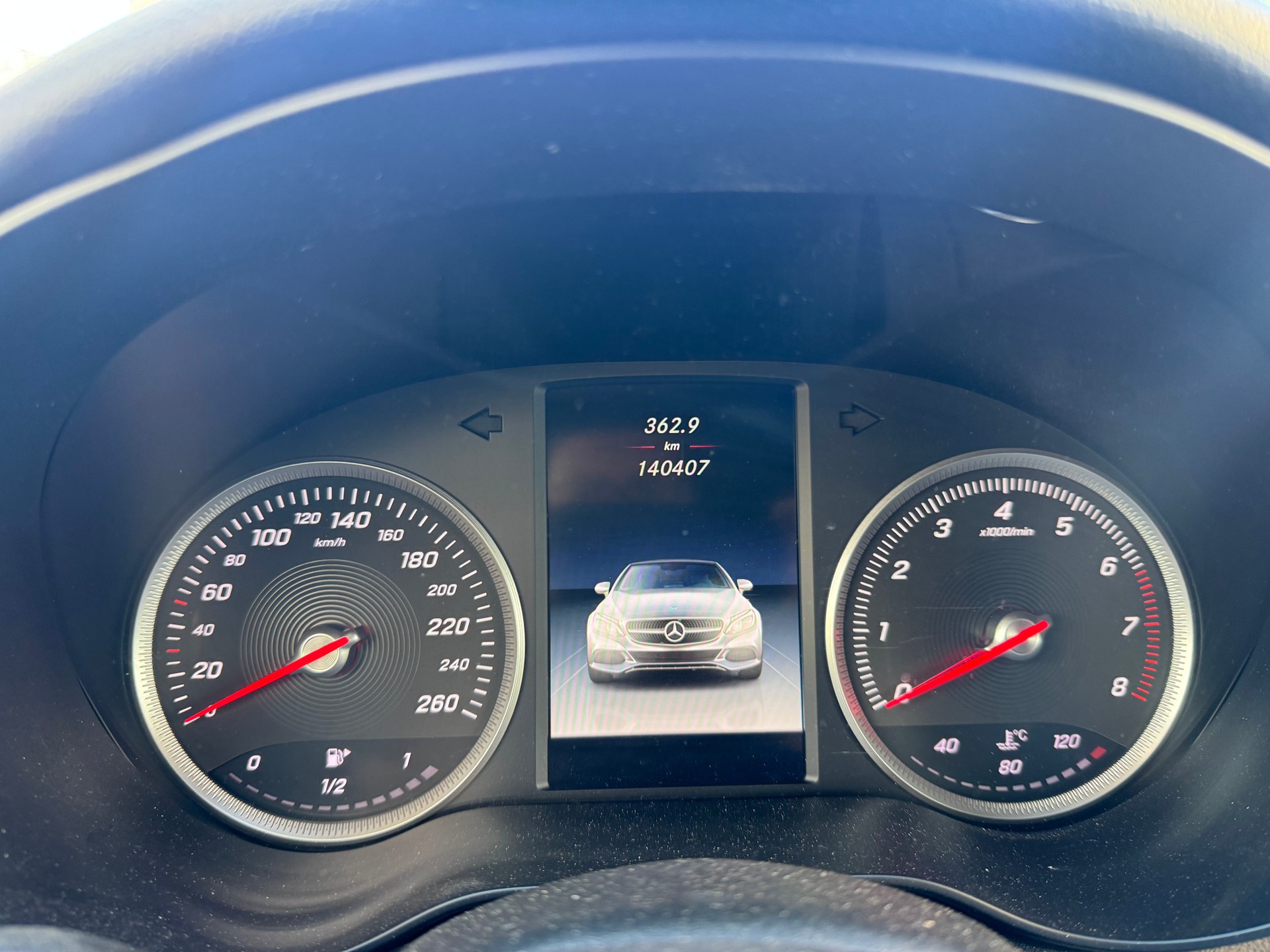 MERCEDES-BENZ C 200 Cabriolet AMG Line-image-5