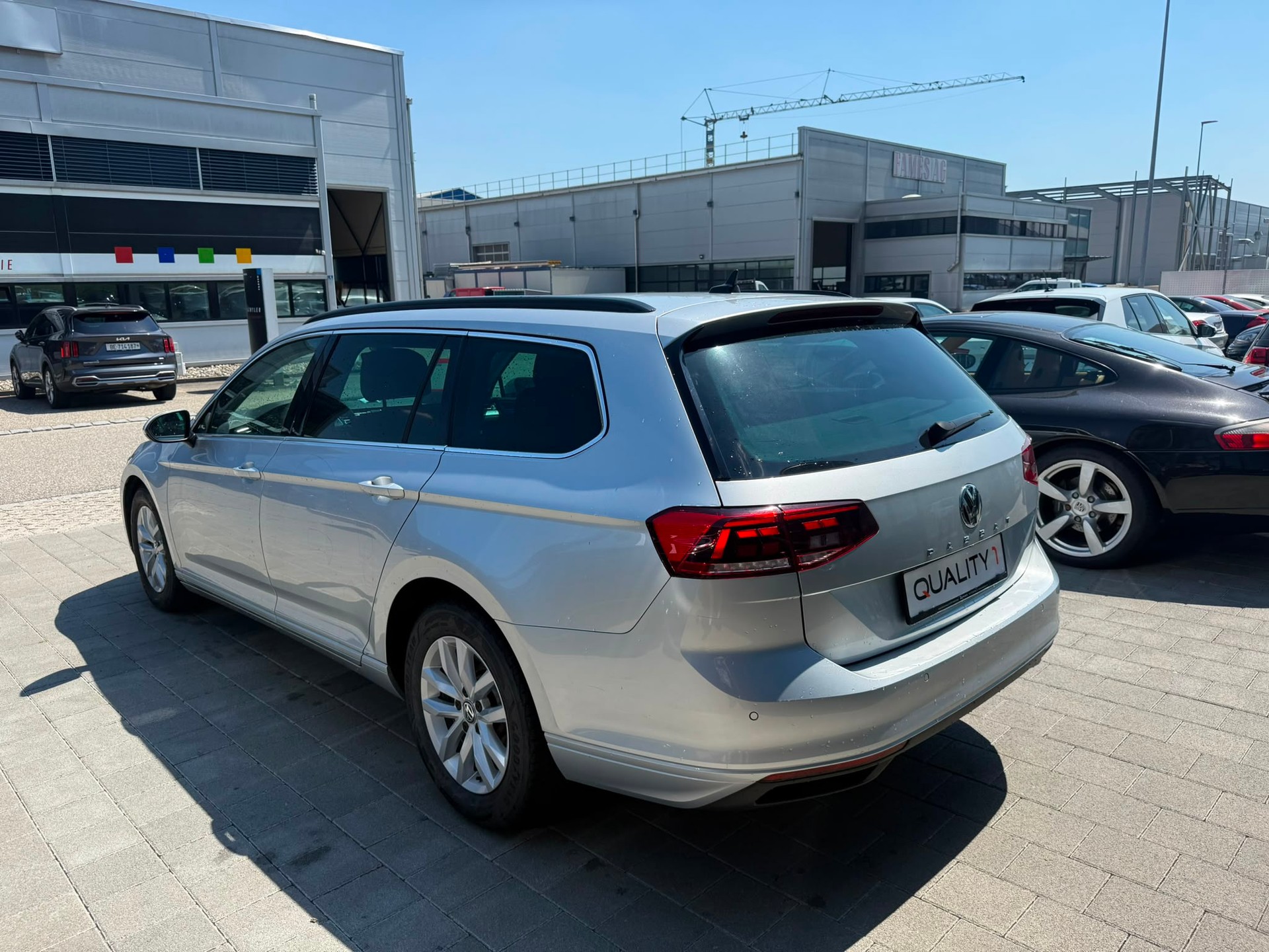 VW PASSAT-image-8