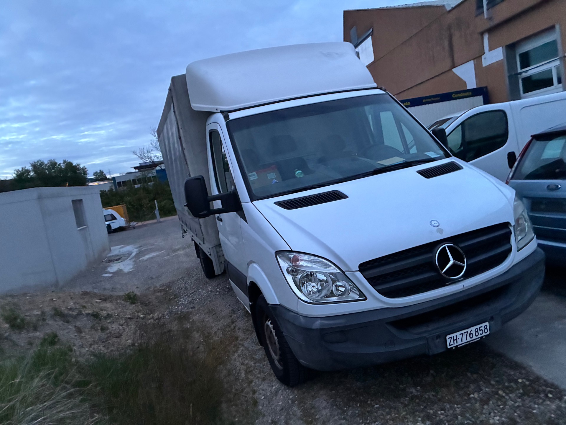 MERCEDES-BENZ Sprinter 313 CDI Standard-image-1