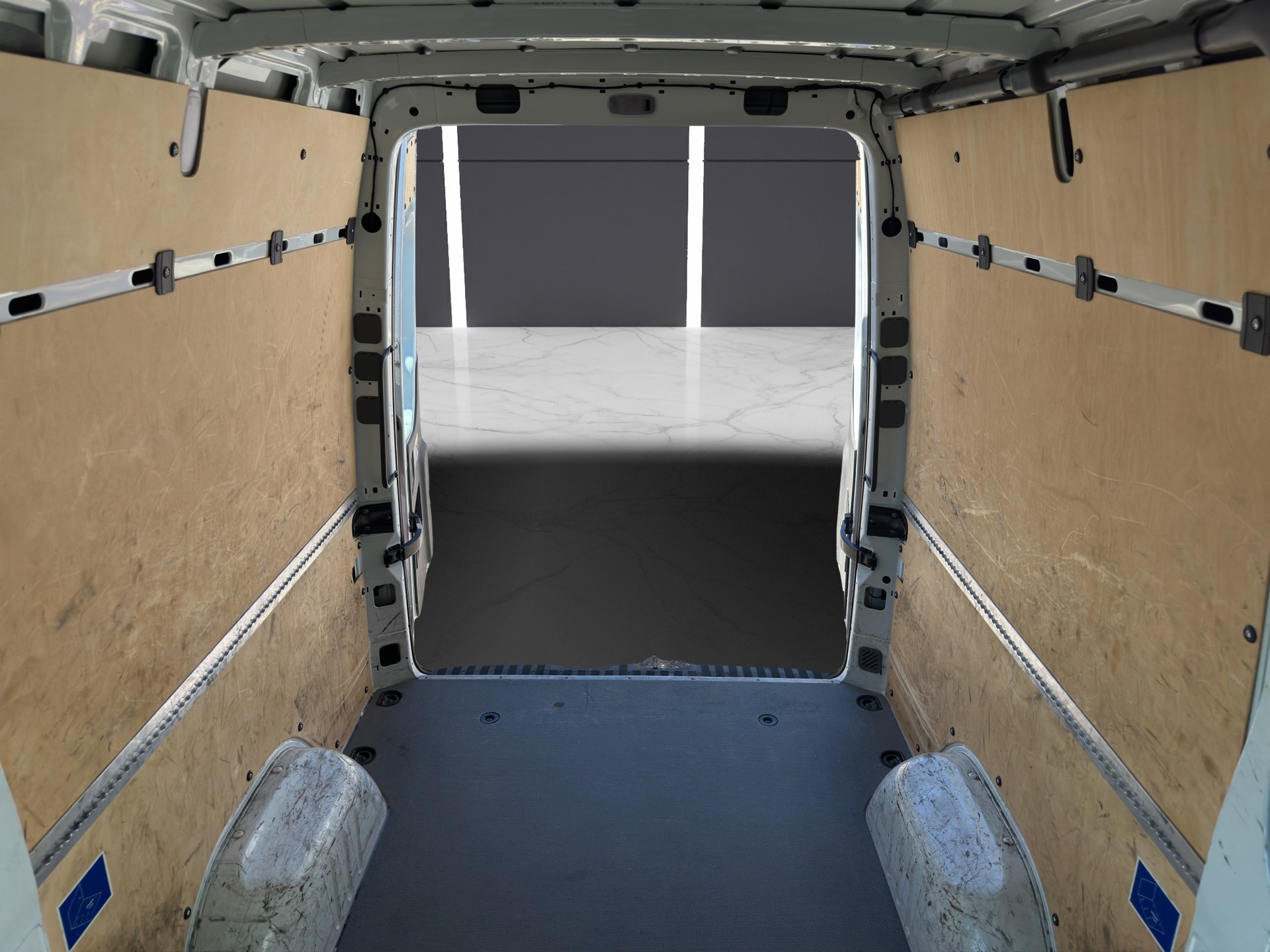 MERCEDES-BENZ Sprinter 316 CDI Standard 4x4 Automat-image-27