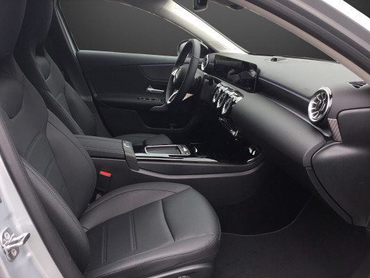 MERCEDES-BENZ A 250 4Matic 8G-DCT-image-8
