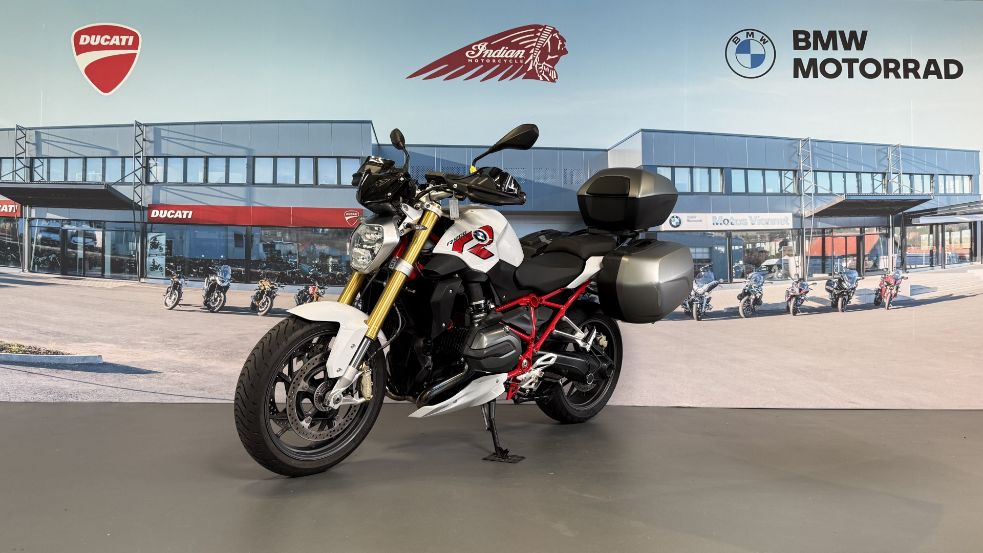 BMW R 1200 R-showroom-element-2
