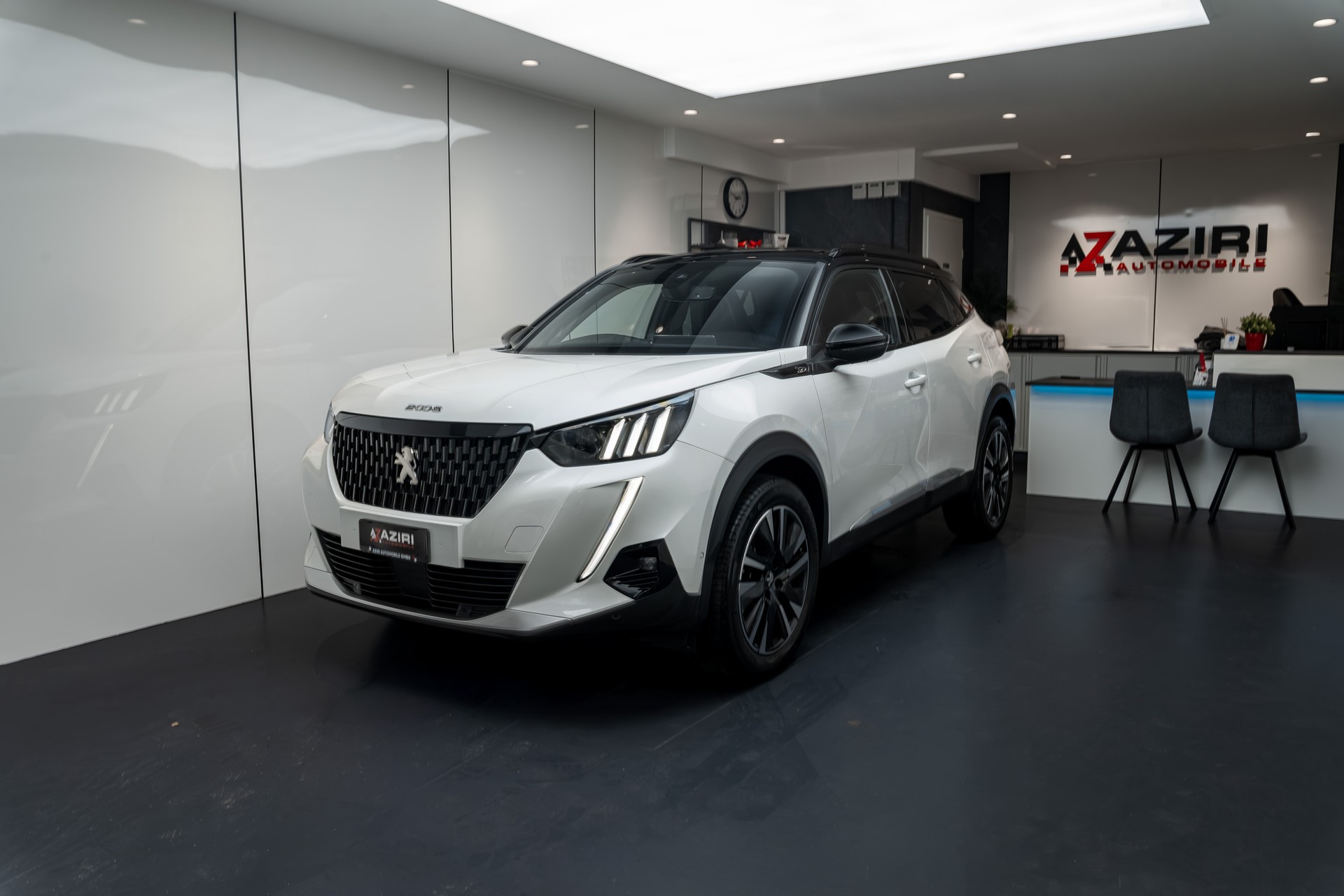 PEUGEOT 2008 1.2 PureTech GT EAT8-image-0