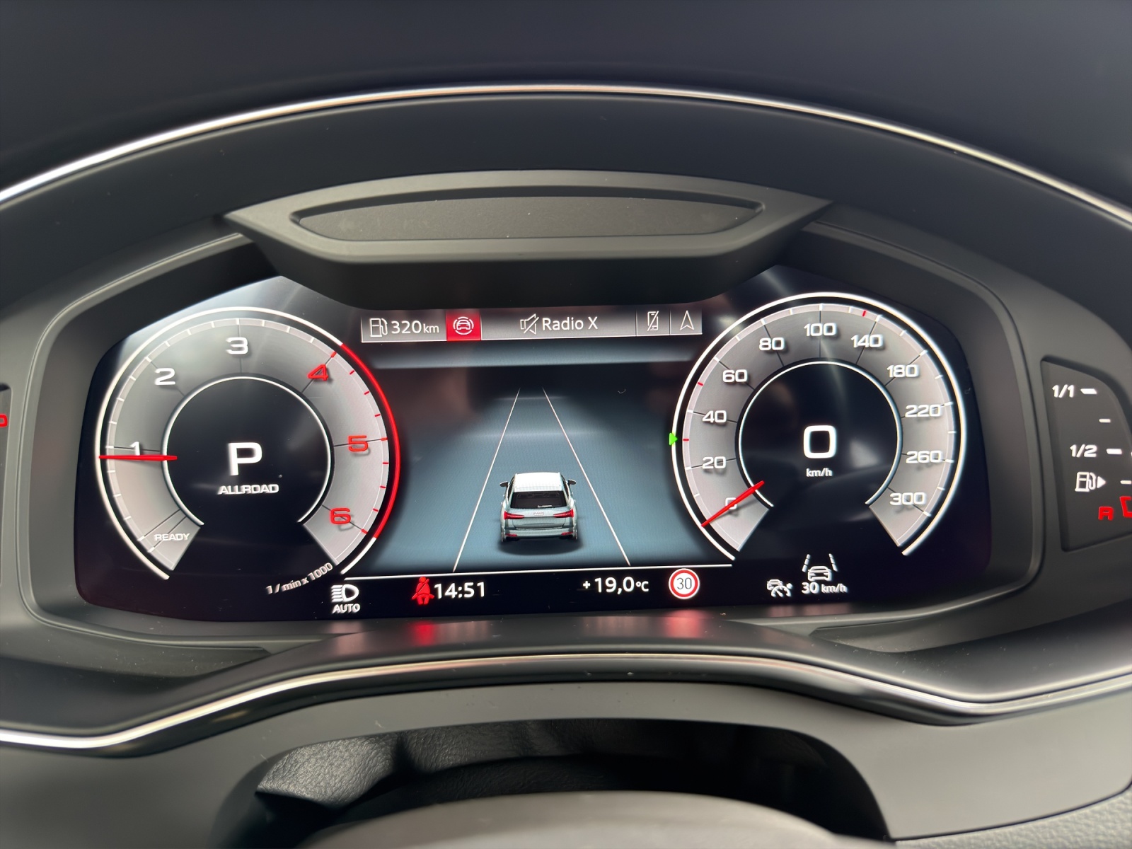AUDI A6 allroad 55 TDI quattro tiptronic-image-7