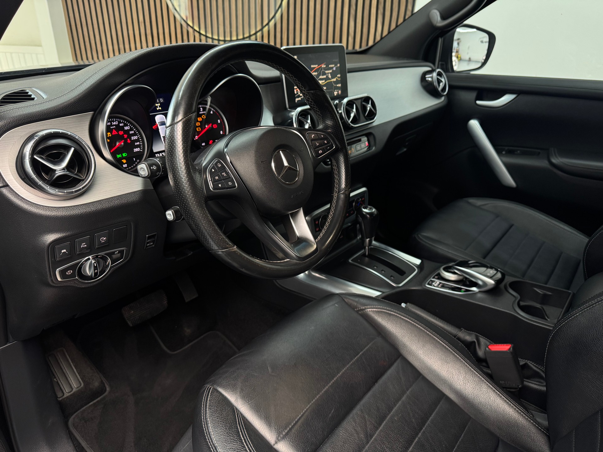 MERCEDES-BENZ X 350 d 4MATIC Progressive A Doppel Cab.-image-9