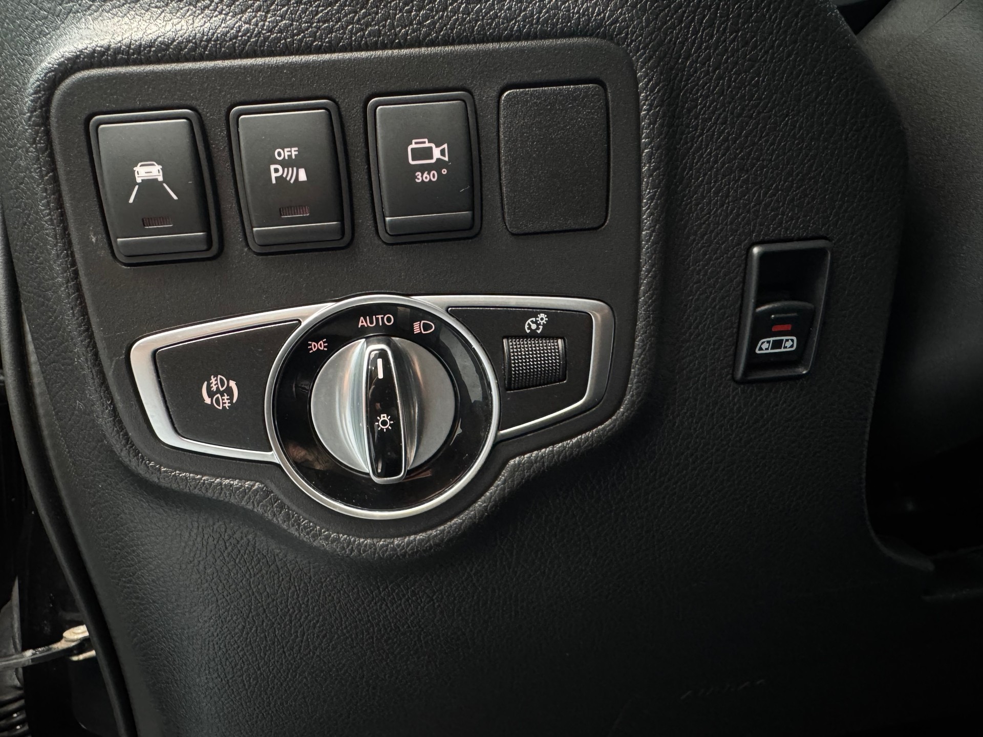 MERCEDES-BENZ X 350 d 4MATIC Progressive A Doppel Cab.-image-12