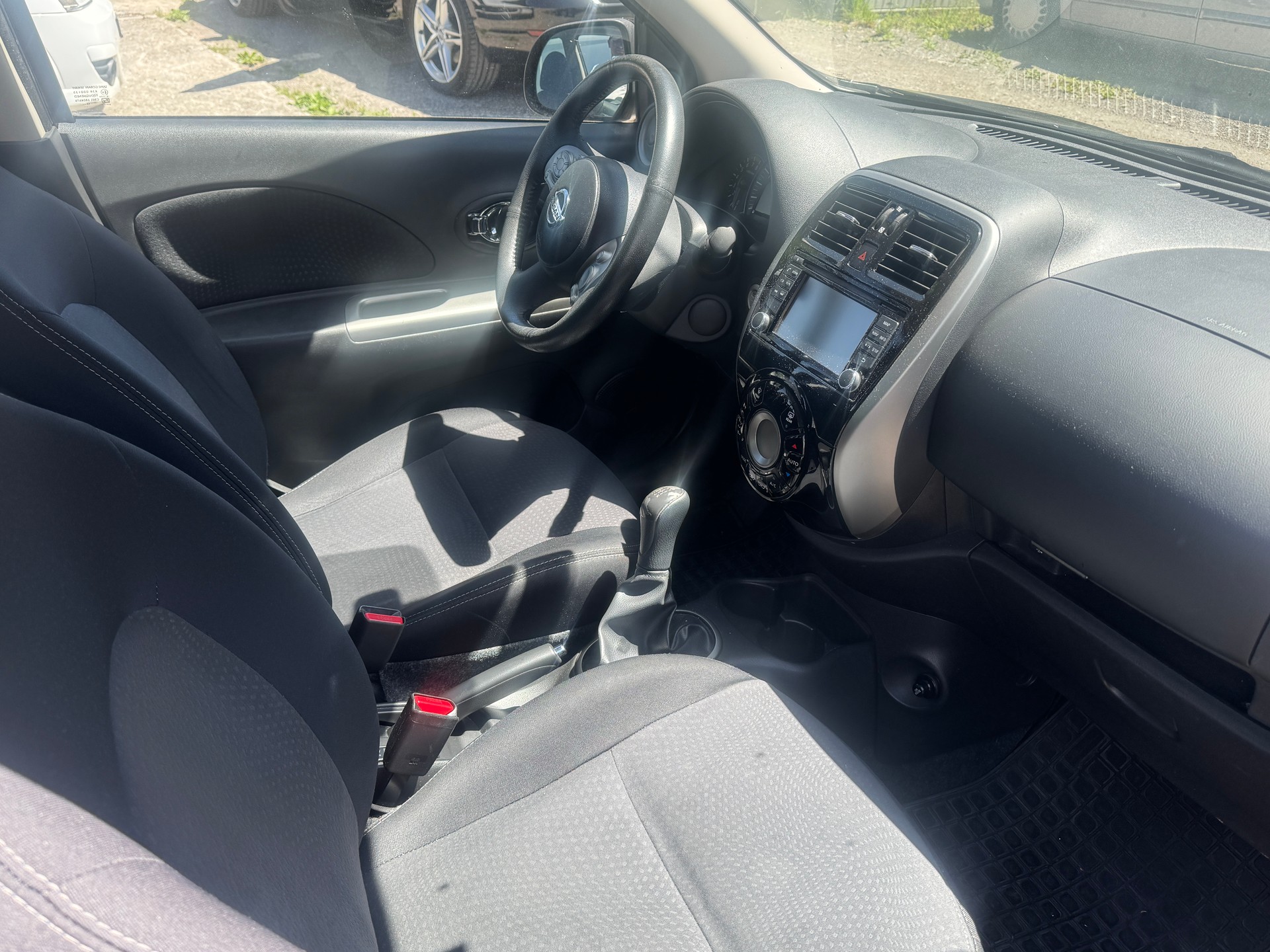 NISSAN Micra 1.2 DIG-S tekna-image-6