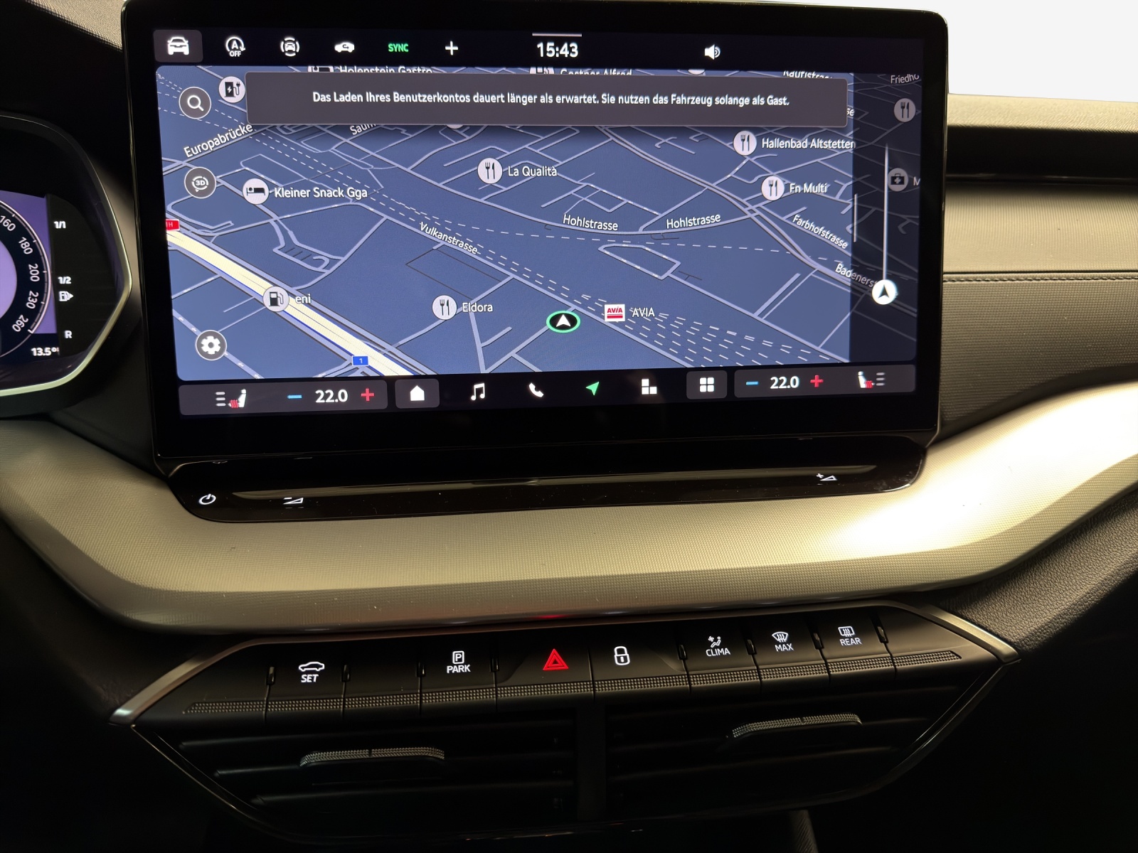 SKODA Octavia Combi 1.5 TSI mHEV DSG Dynamic-image-8