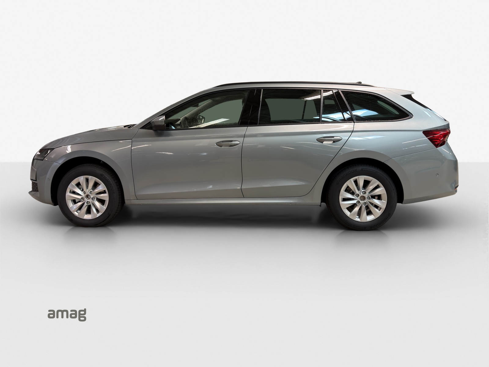 SKODA Octavia Combi 1.5 TSI mHEV DSG Dynamic-image-1