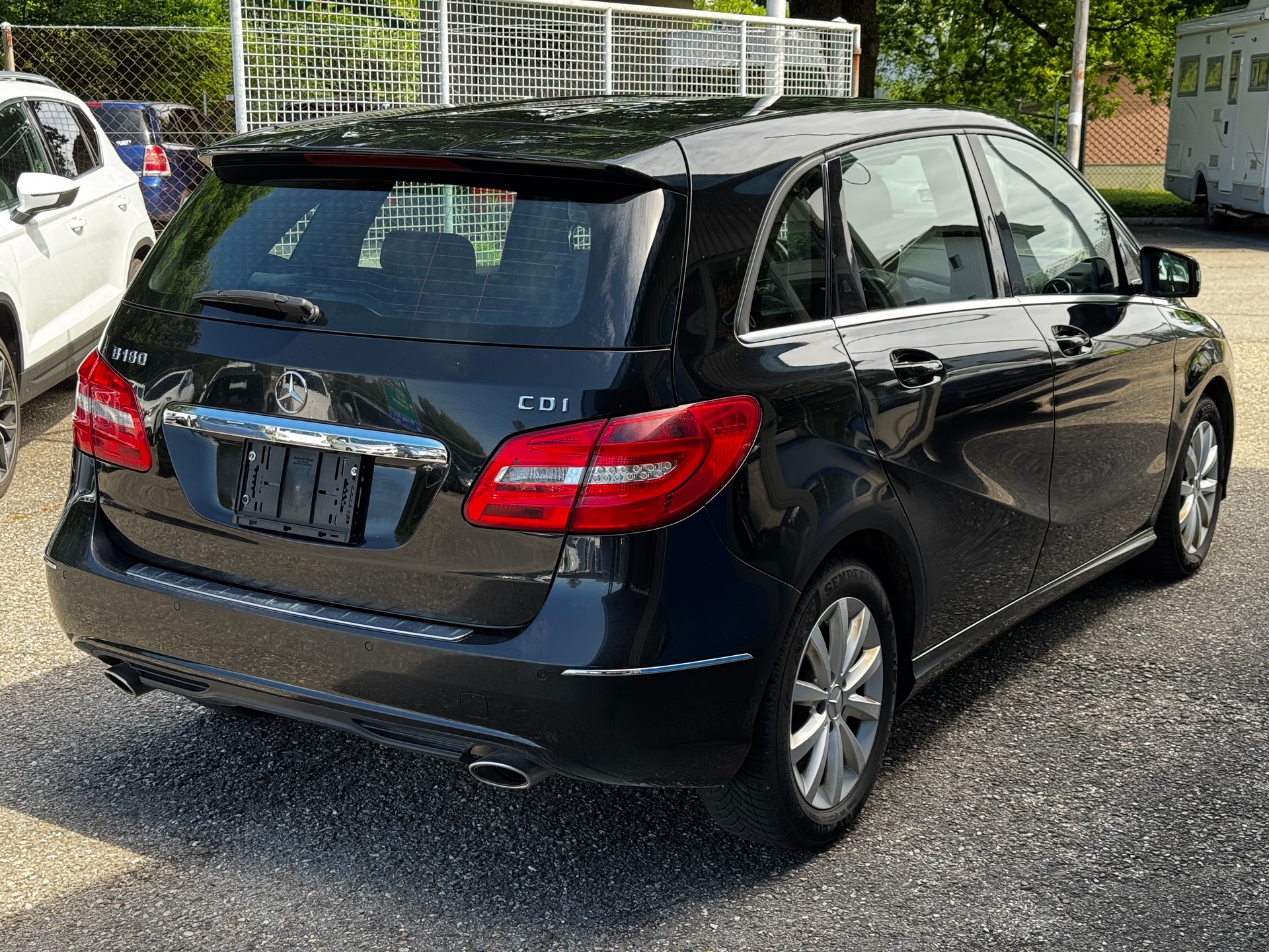 MERCEDES-BENZ B 180 CDI-image-4