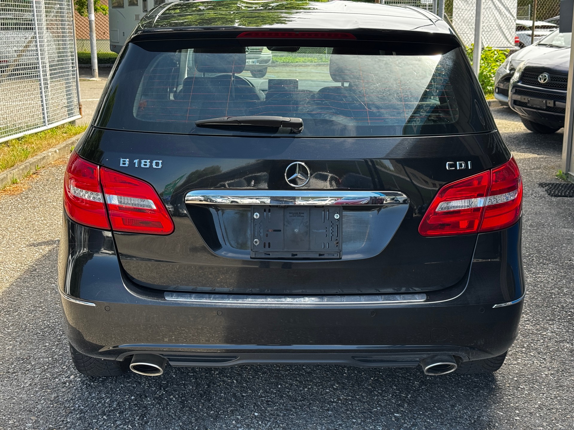 MERCEDES-BENZ B 180 CDI-image-5