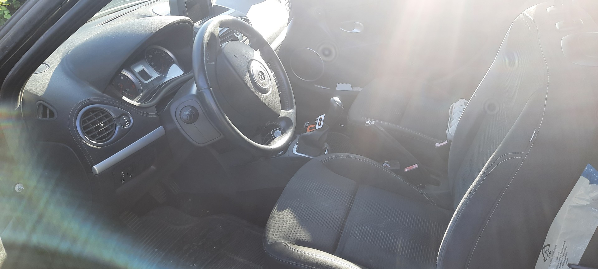 RENAULT 1.2 TCe 100 20th Edition-image-5