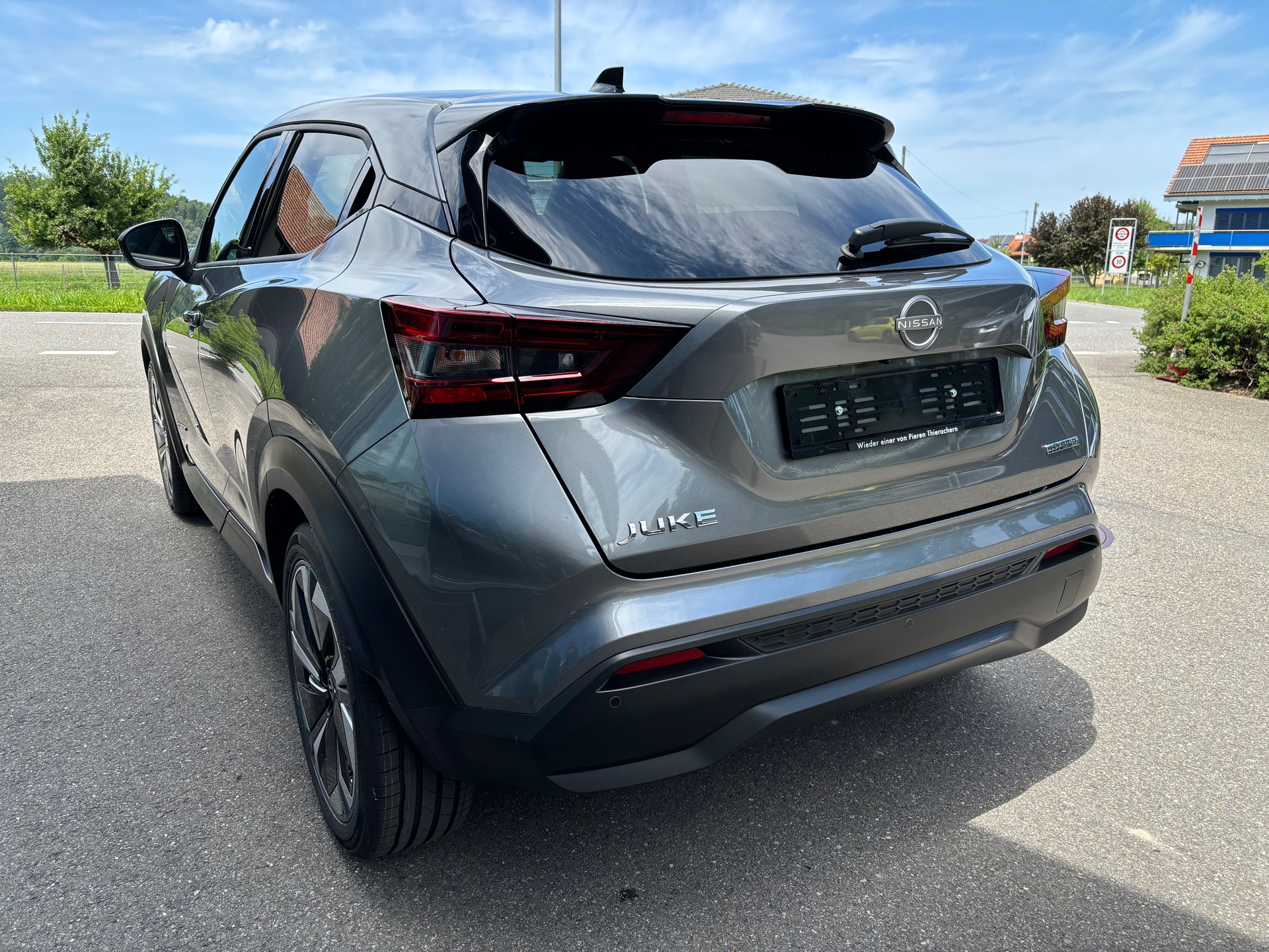 NISSAN Juke 1.6 FHEV Tekna-image-2