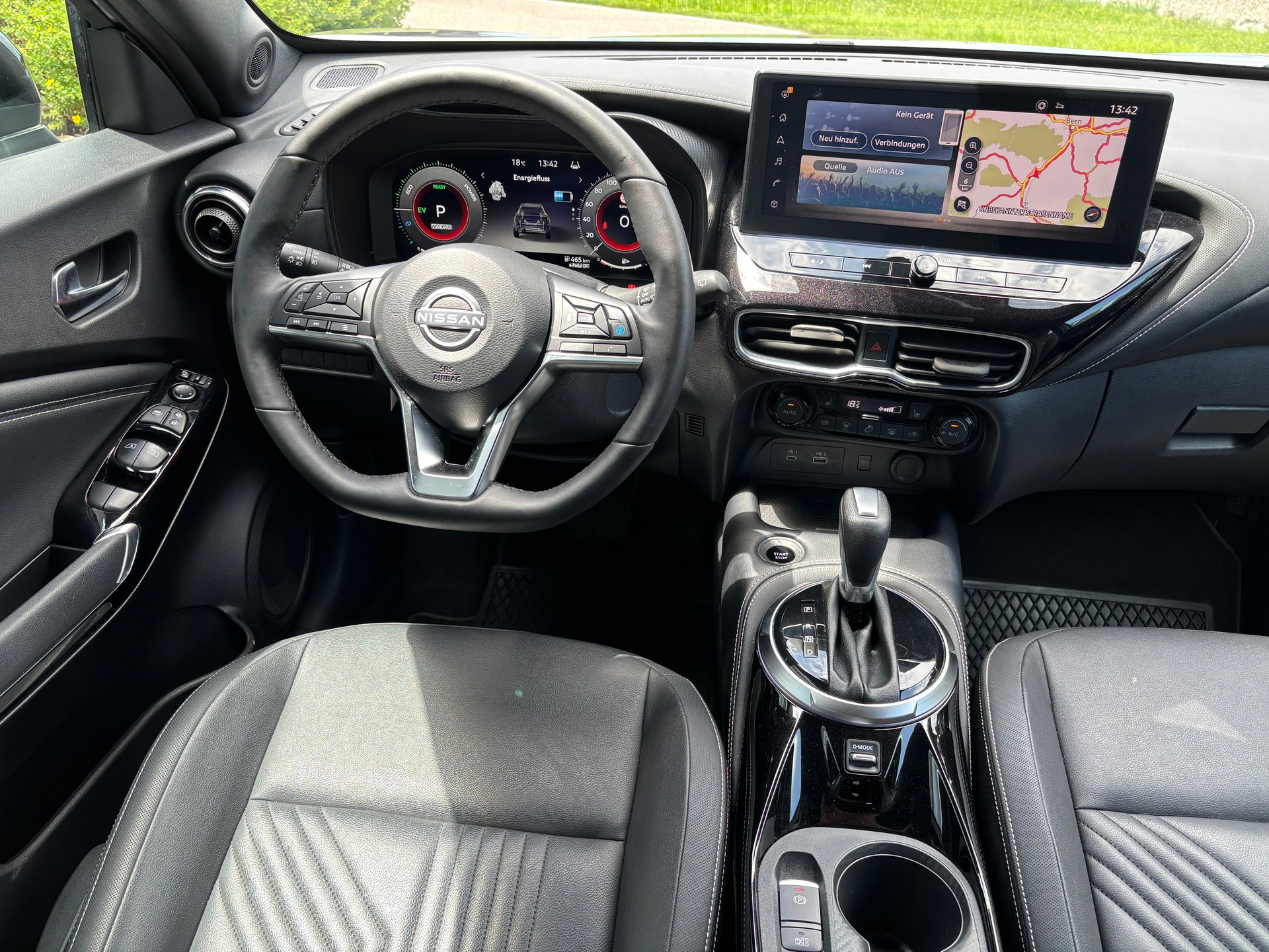 NISSAN Juke 1.6 FHEV Tekna-image-10