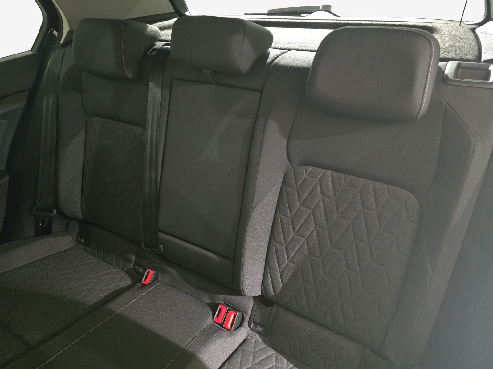 VW Golf 1.5 e TSI mHEV United DSG-image-11