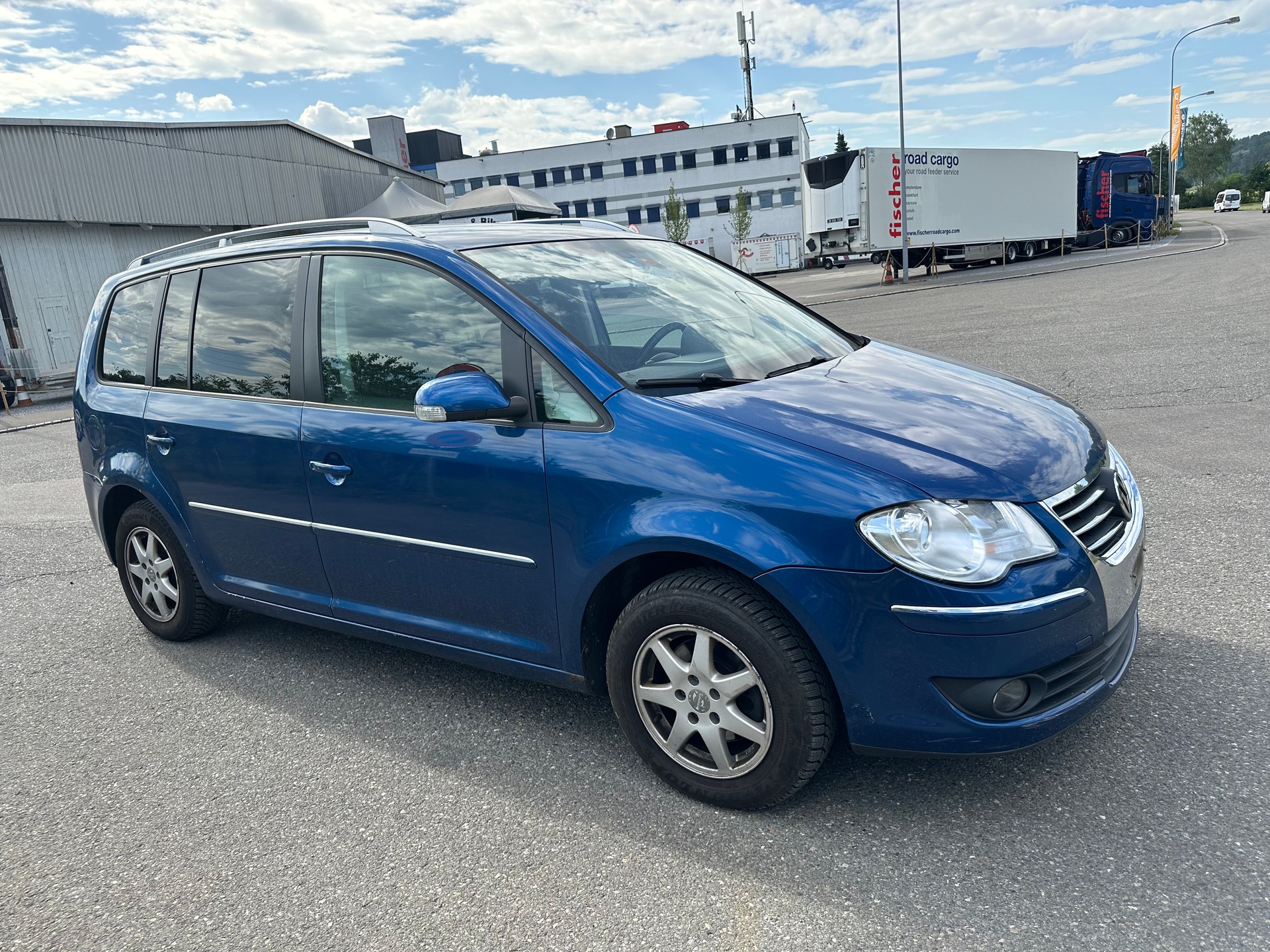 VW Touran 1.4 TSI Trendline-image-0